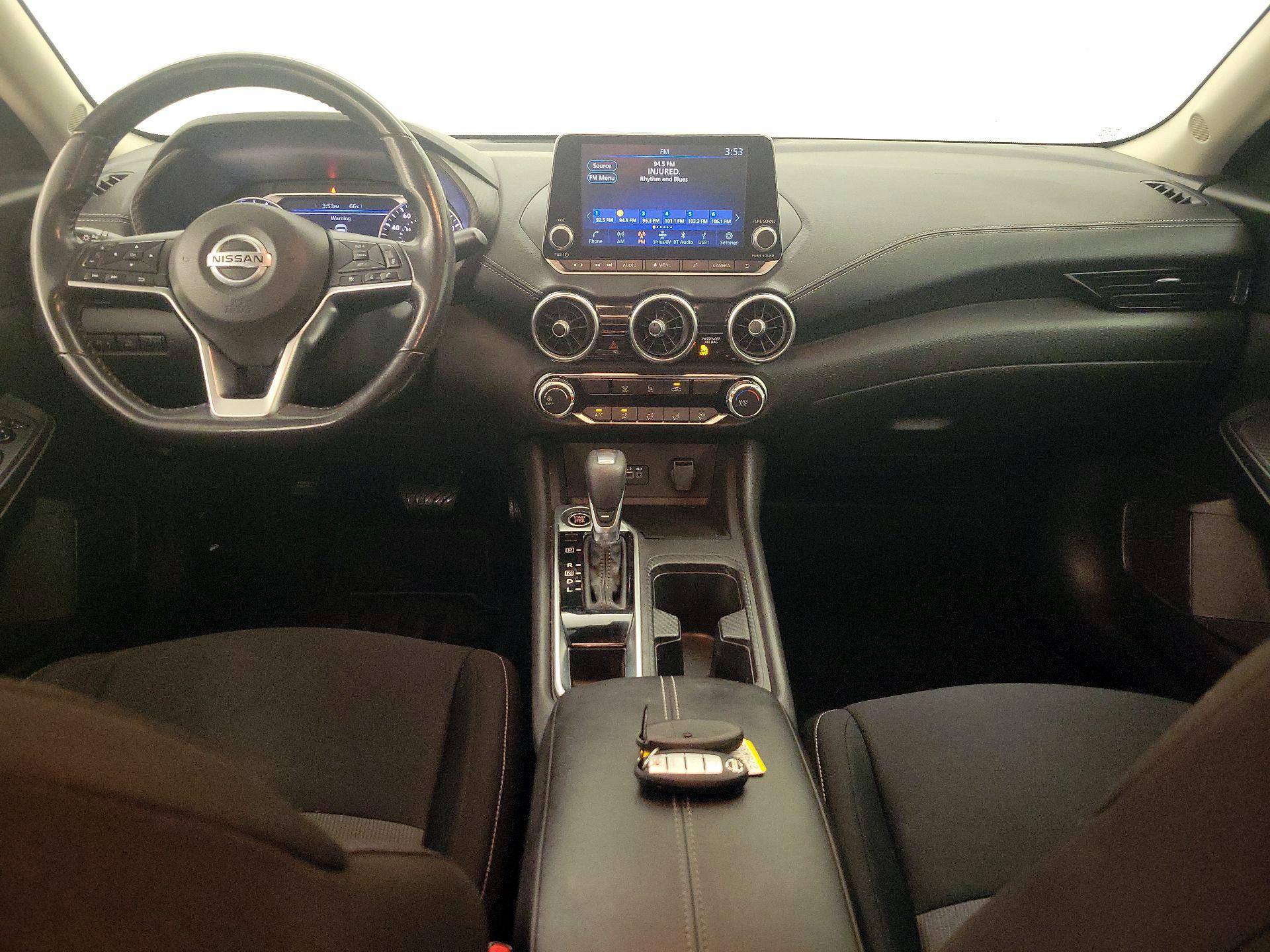 Thumbnail: 2022 Nissan Sentra - 9