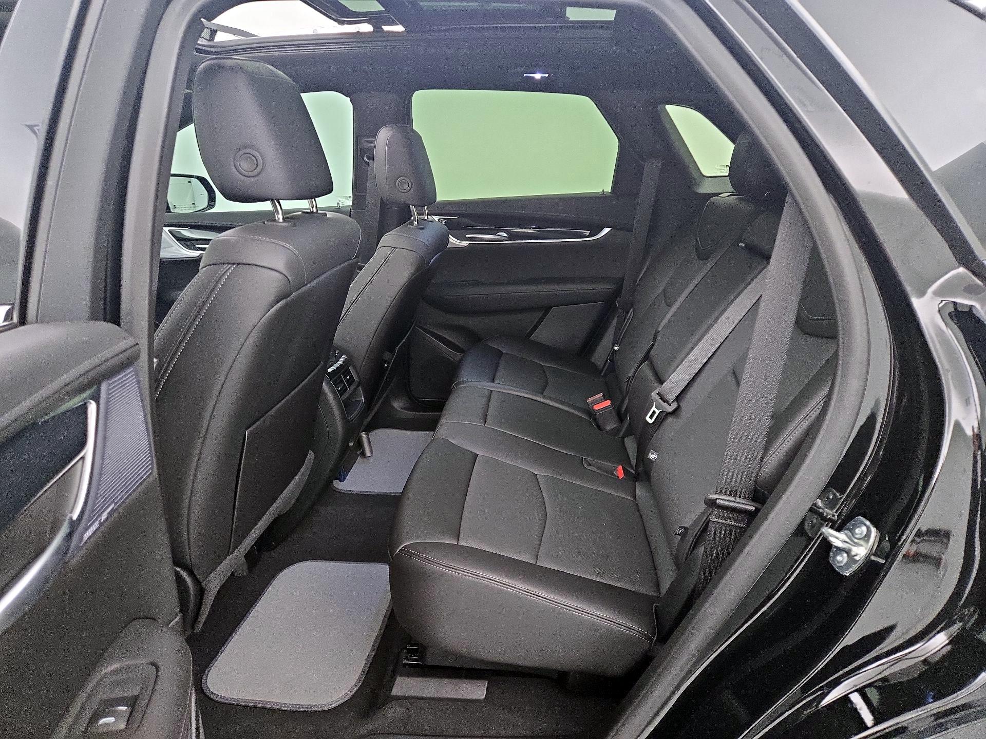 Thumbnail: 2024 Cadillac XT5 - 19