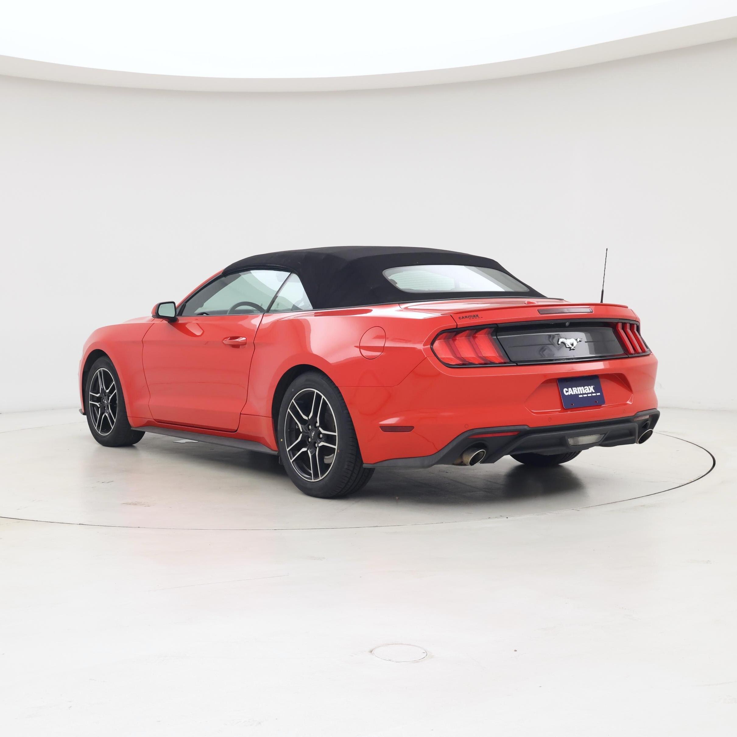 Thumbnail: 2022 Ford Mustang - 2