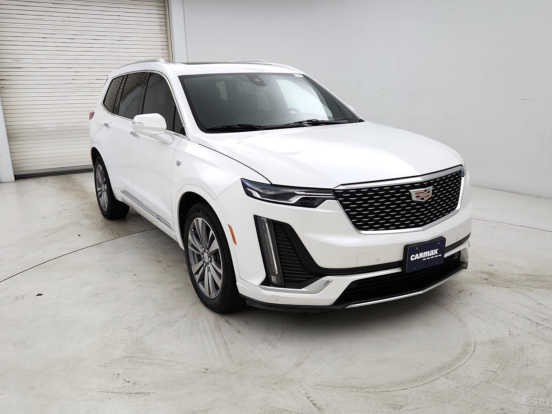 Thumbnail: 2022 Cadillac XT6 - 1