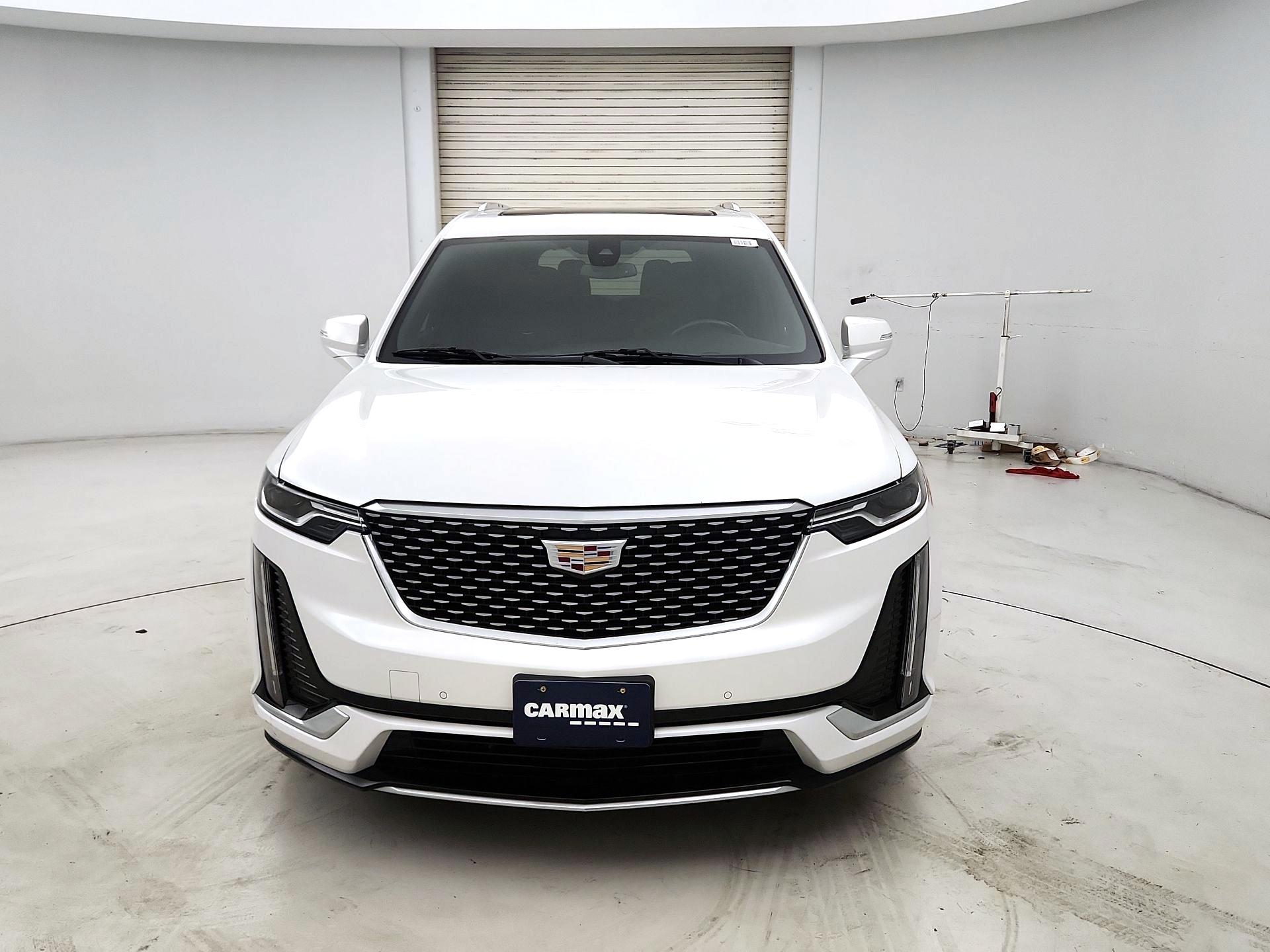 Thumbnail: 2022 Cadillac XT6 - 2