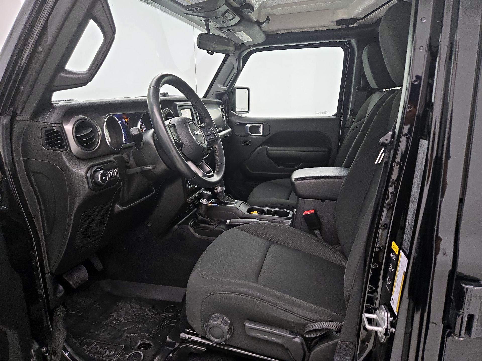 Thumbnail: 2021 Jeep Wrangler - 11