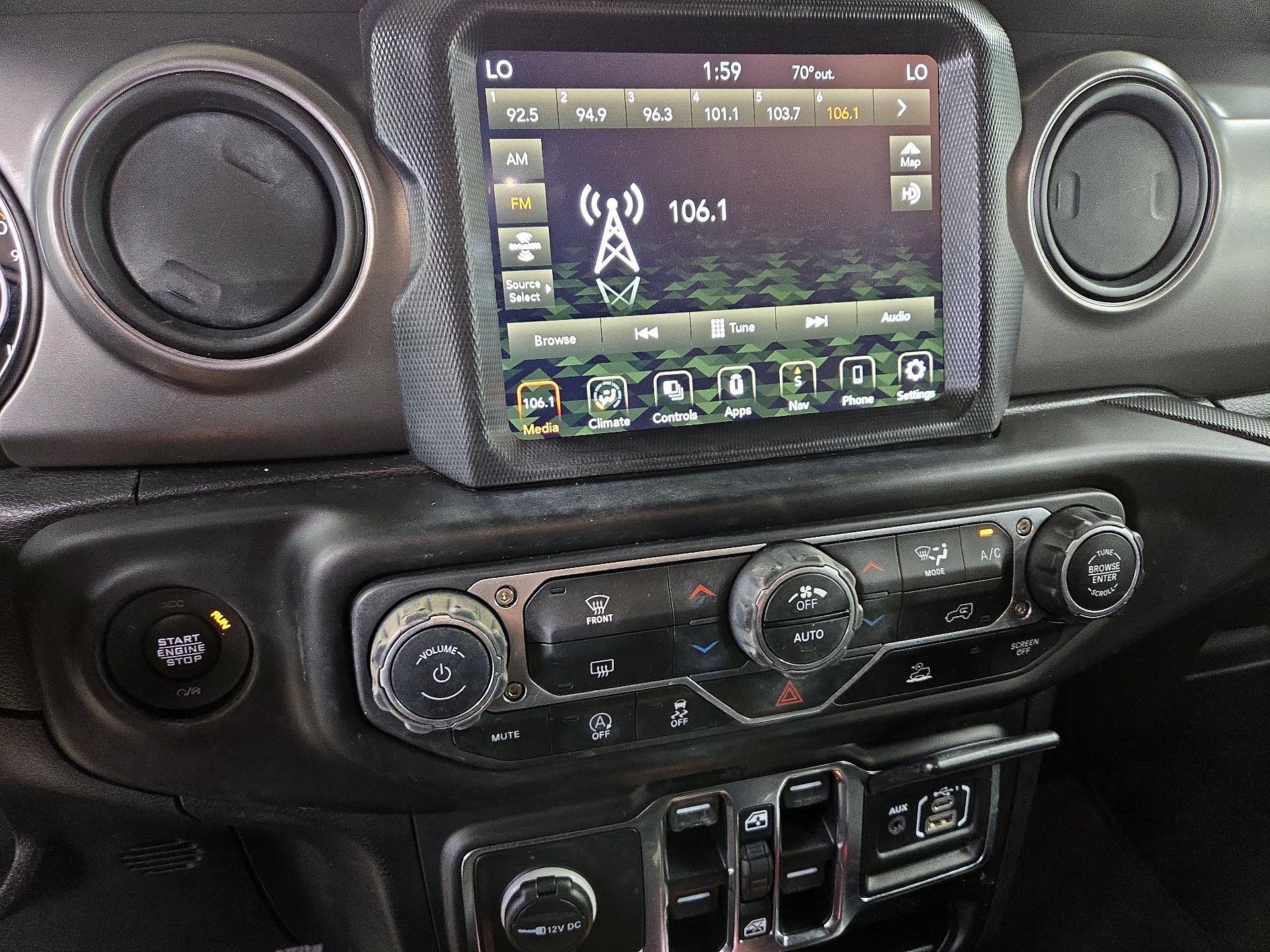 Thumbnail: 2021 Jeep Wrangler - 16