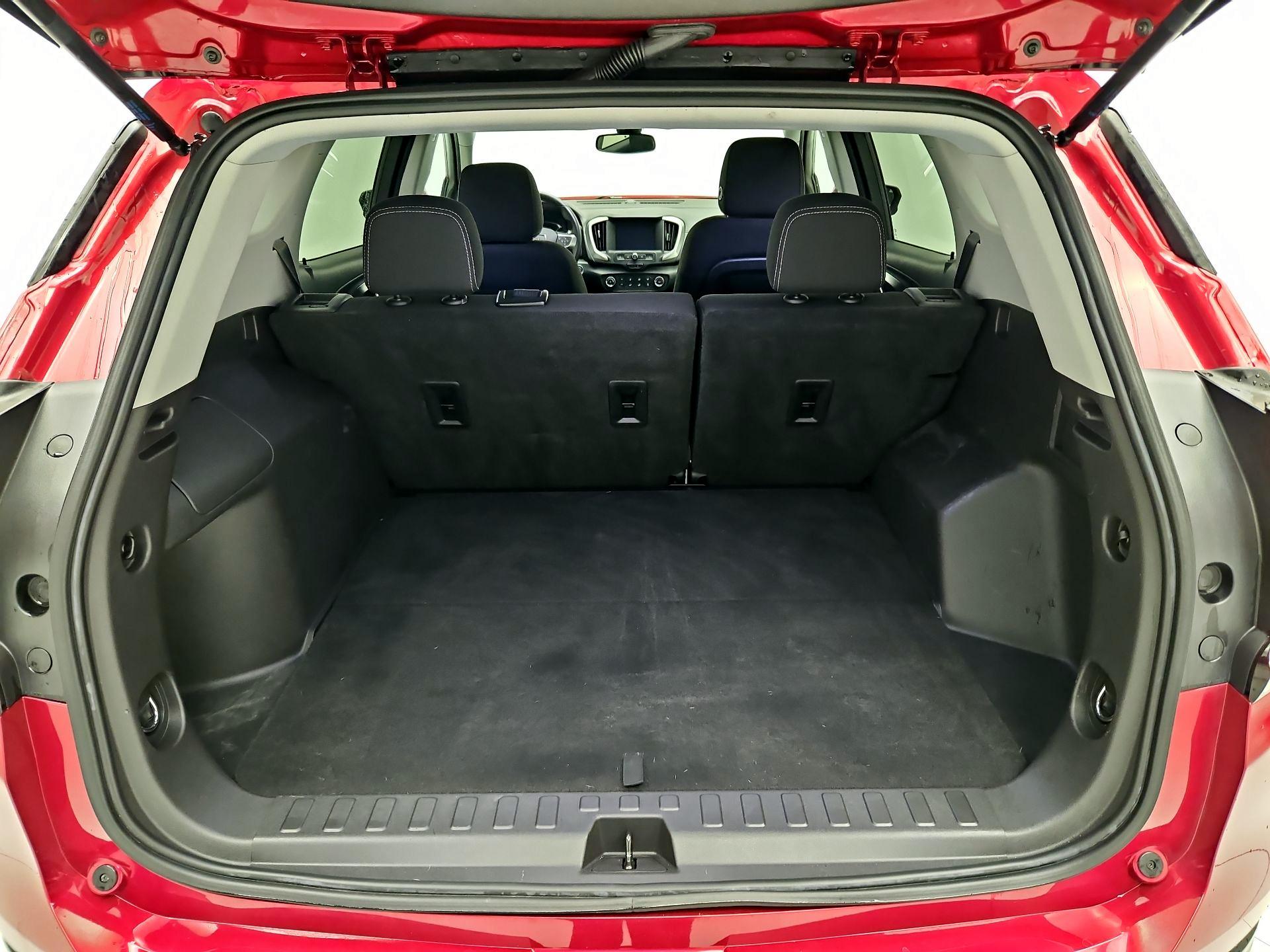 Thumbnail: 2022 GMC Terrain - 18