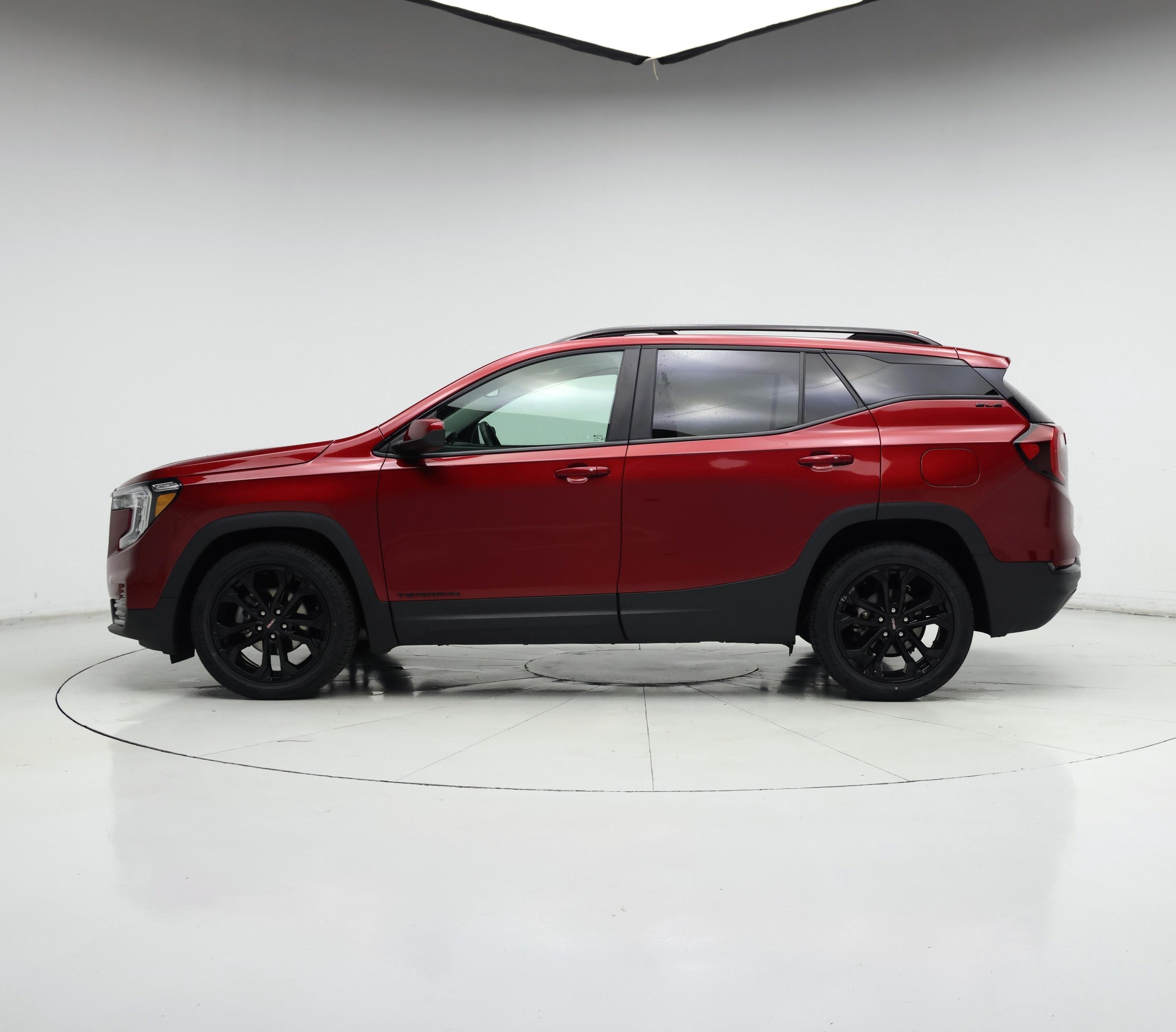 Thumbnail: 2022 GMC Terrain - 3