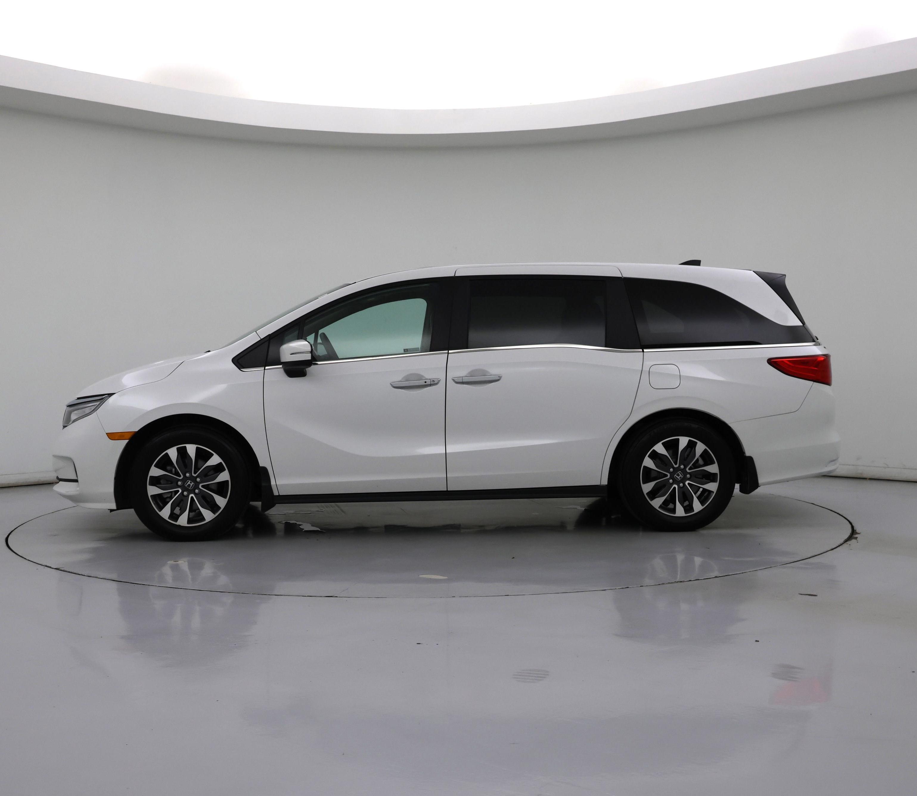 Thumbnail: 2024 Honda Odyssey - 3