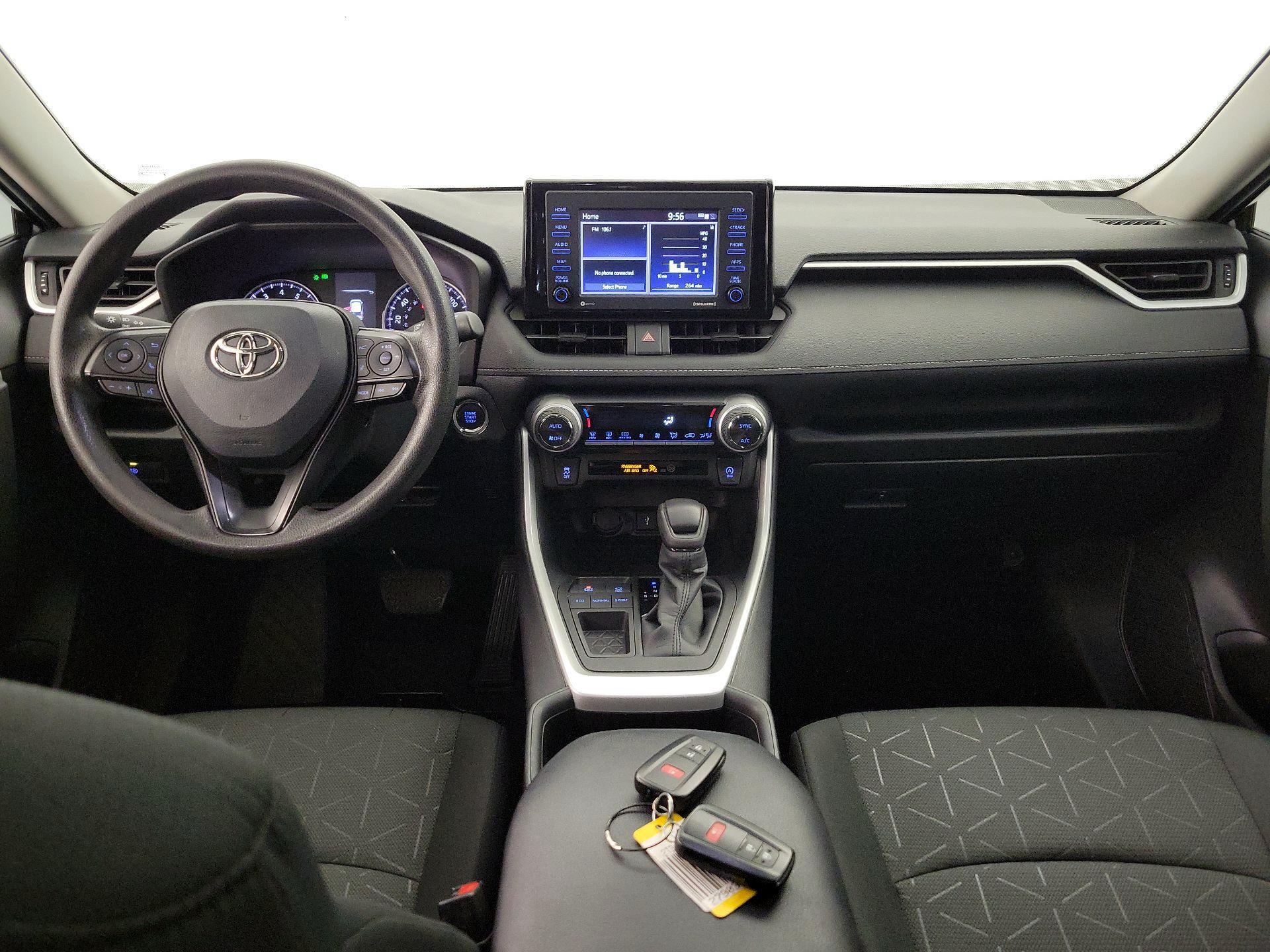 Thumbnail: 2022 Toyota RAV4 - 9