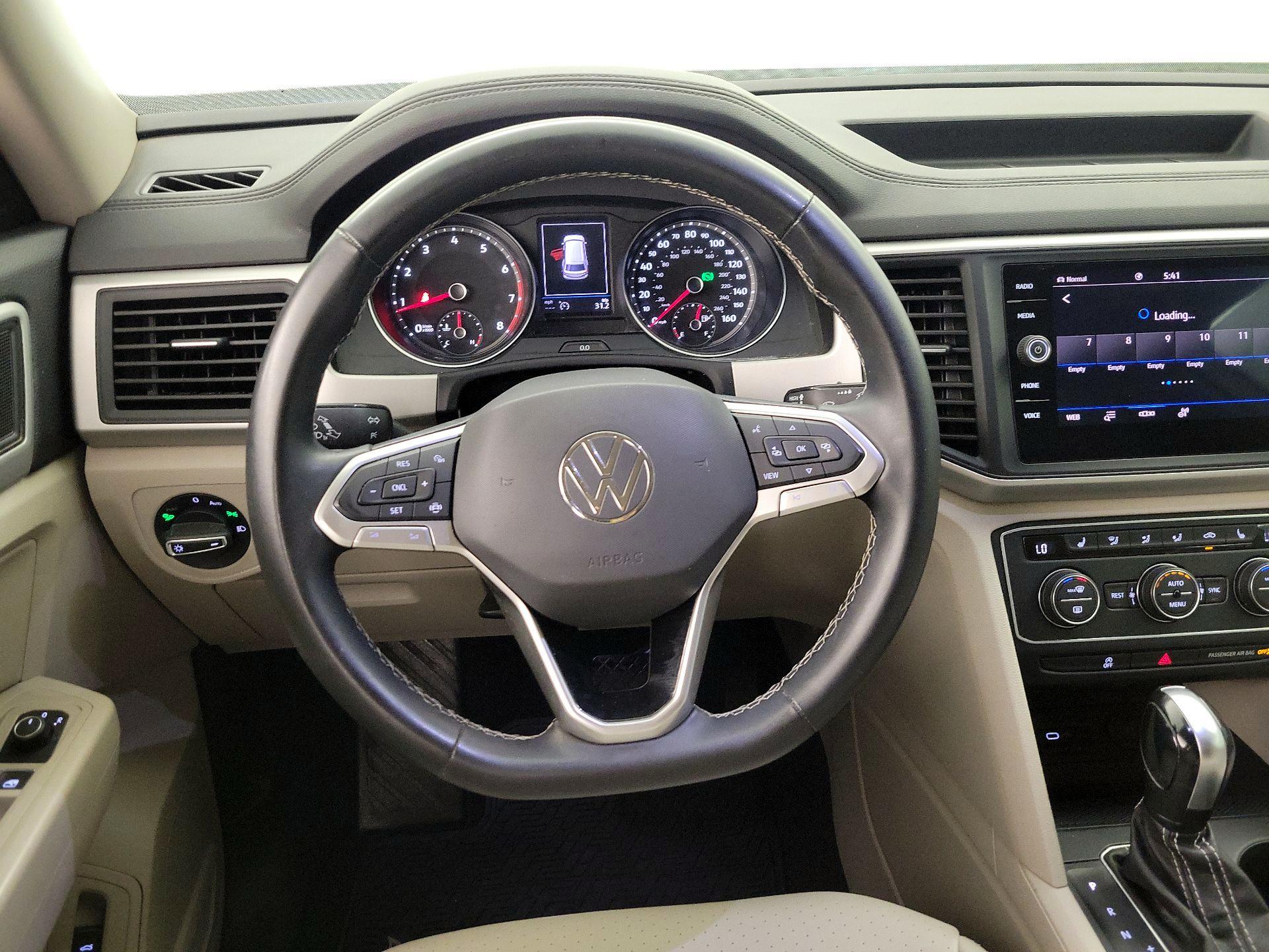 Thumbnail: 2021 Volkswagen Atlas - 10