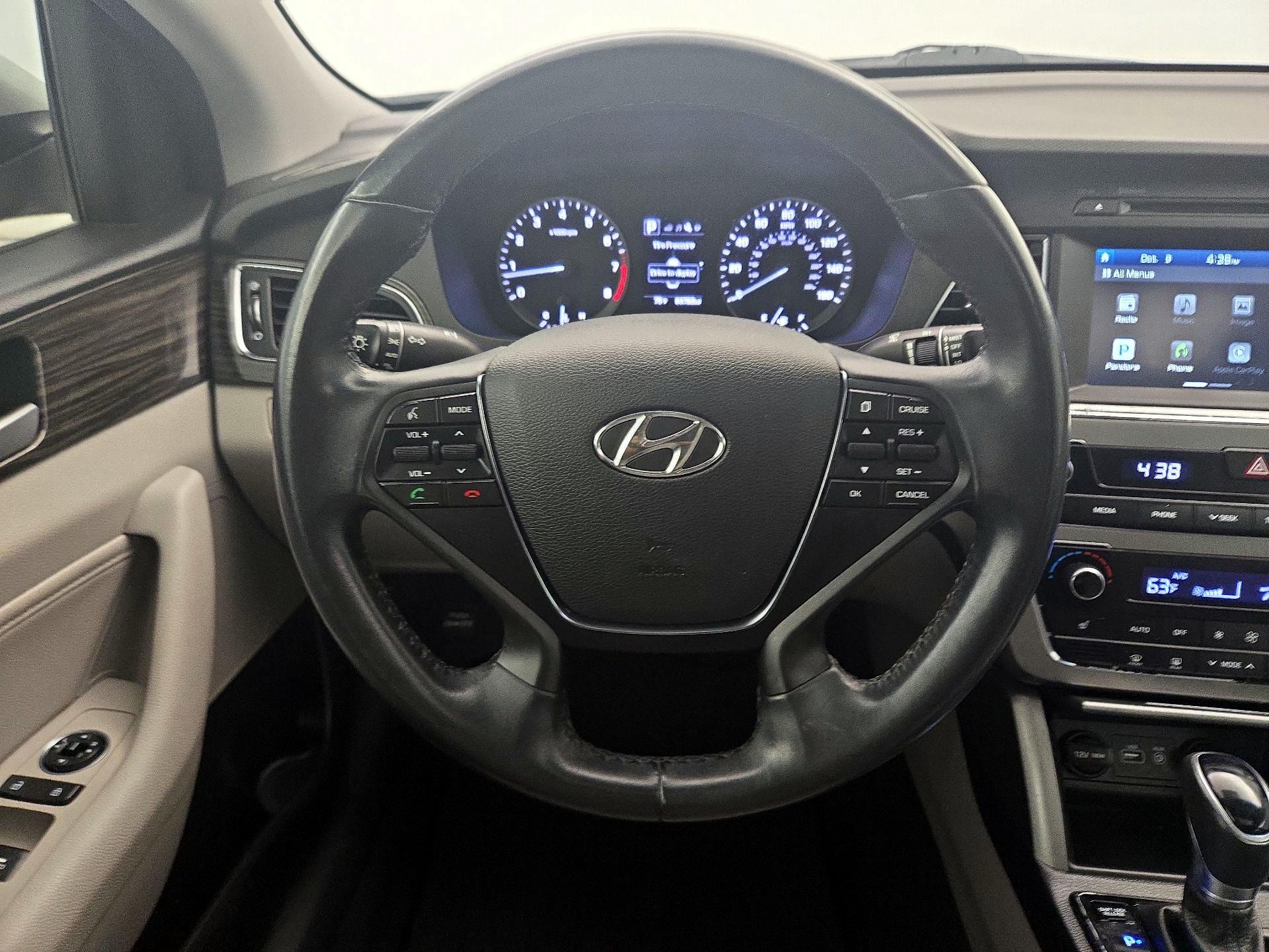Thumbnail: 2017 Hyundai Sonata - 10