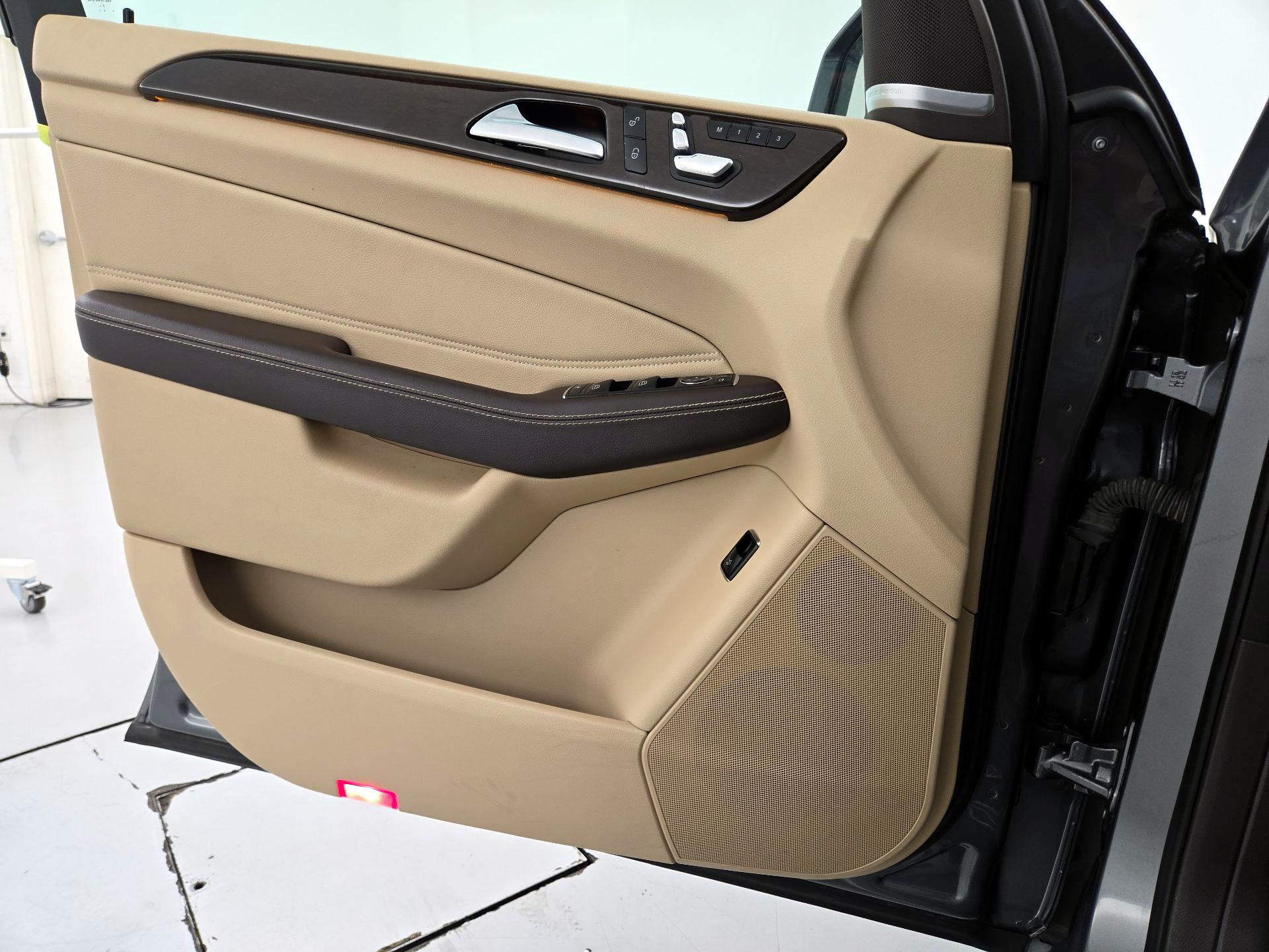 Thumbnail: 2018 Mercedes-Benz GLE - 12