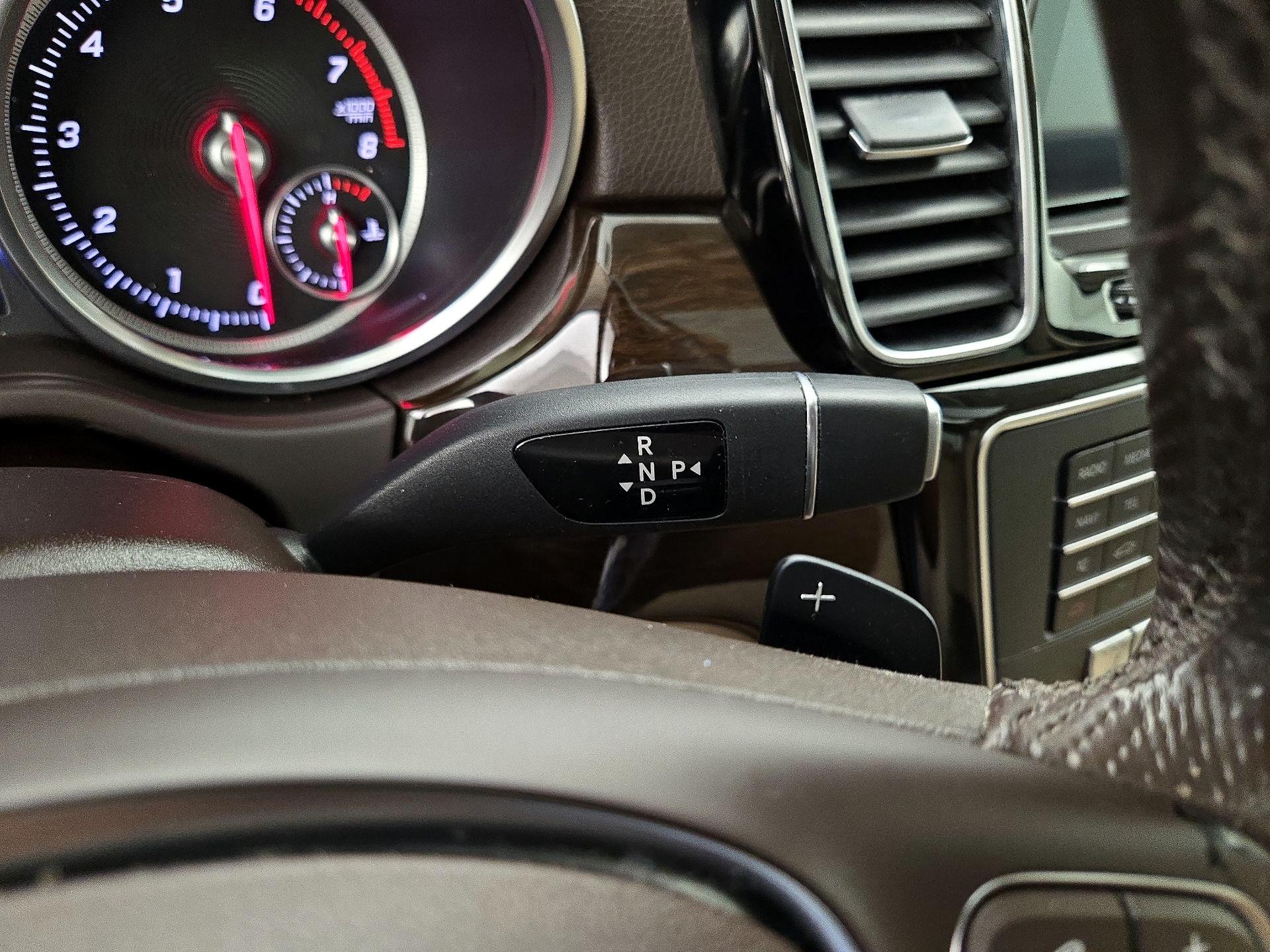 Thumbnail: 2018 Mercedes-Benz GLE - 18