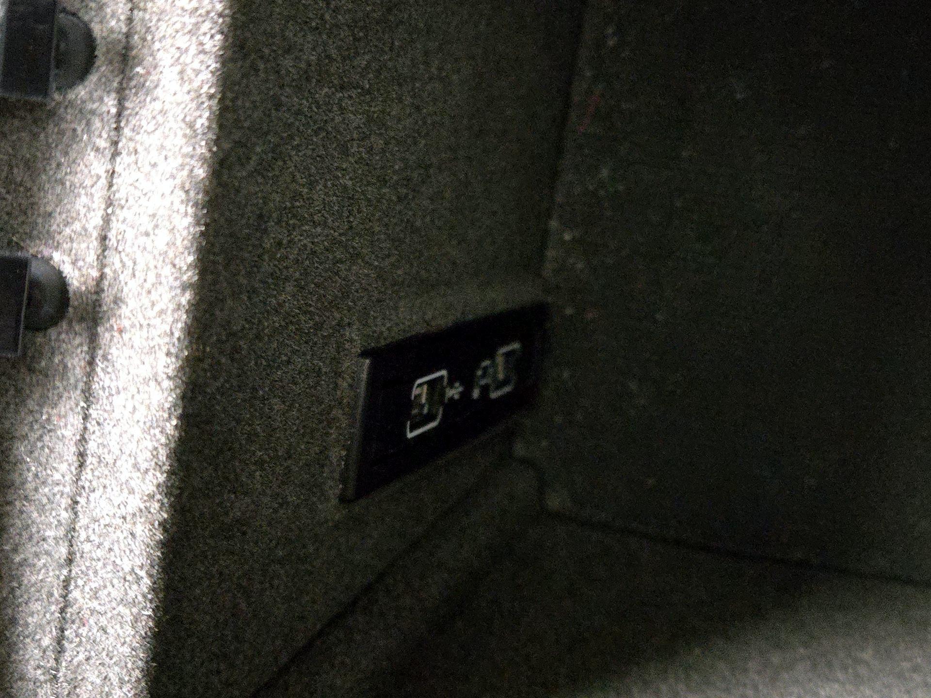 Thumbnail: 2018 Mercedes-Benz GLE - 19