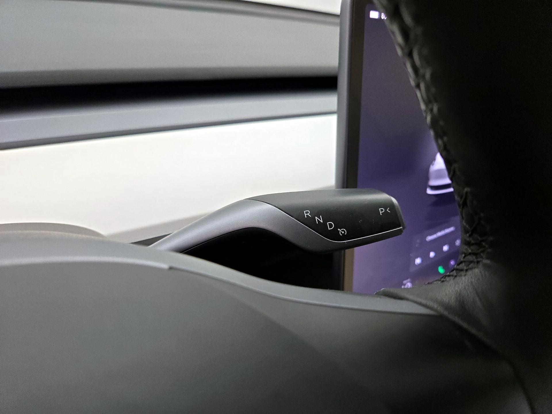 Thumbnail: 2022 Tesla Model 3 - 17