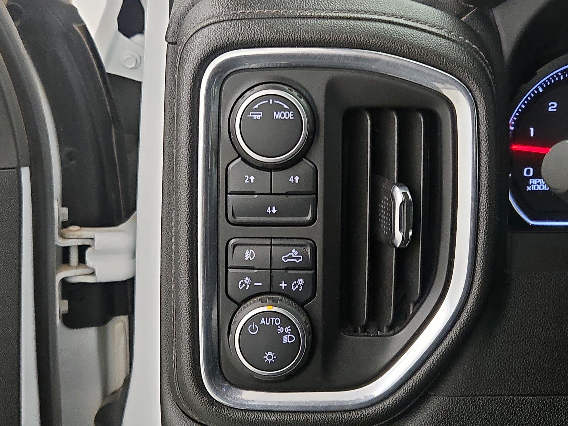 Thumbnail: 2023 Chevrolet Silverado 2500 - 13