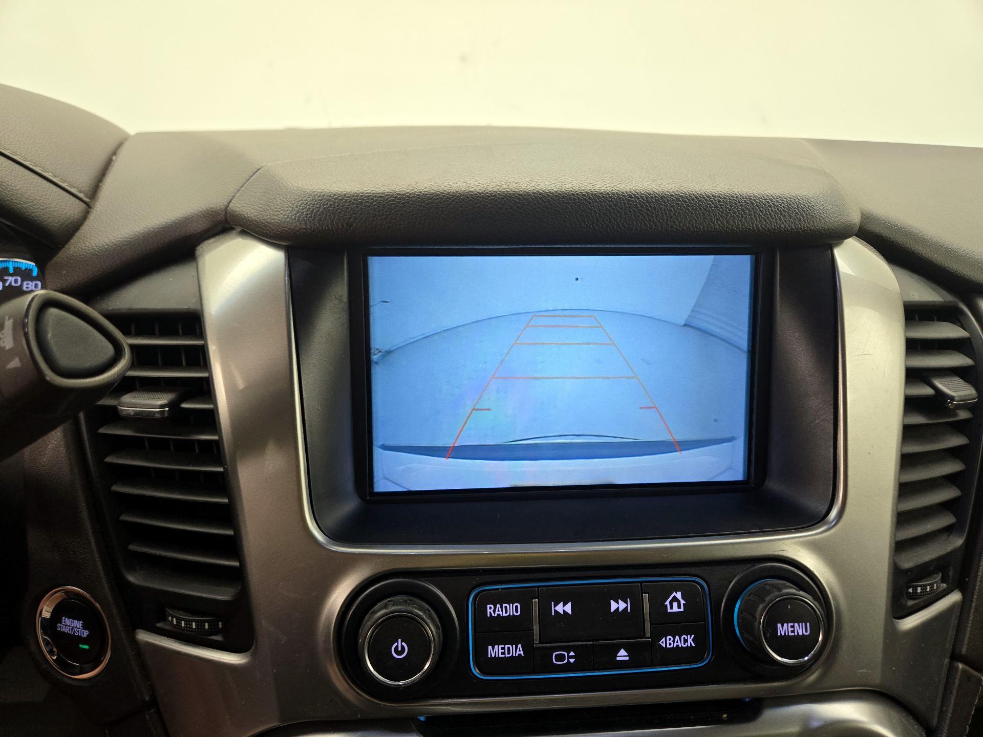 Thumbnail: 2019 Chevrolet Tahoe - 15