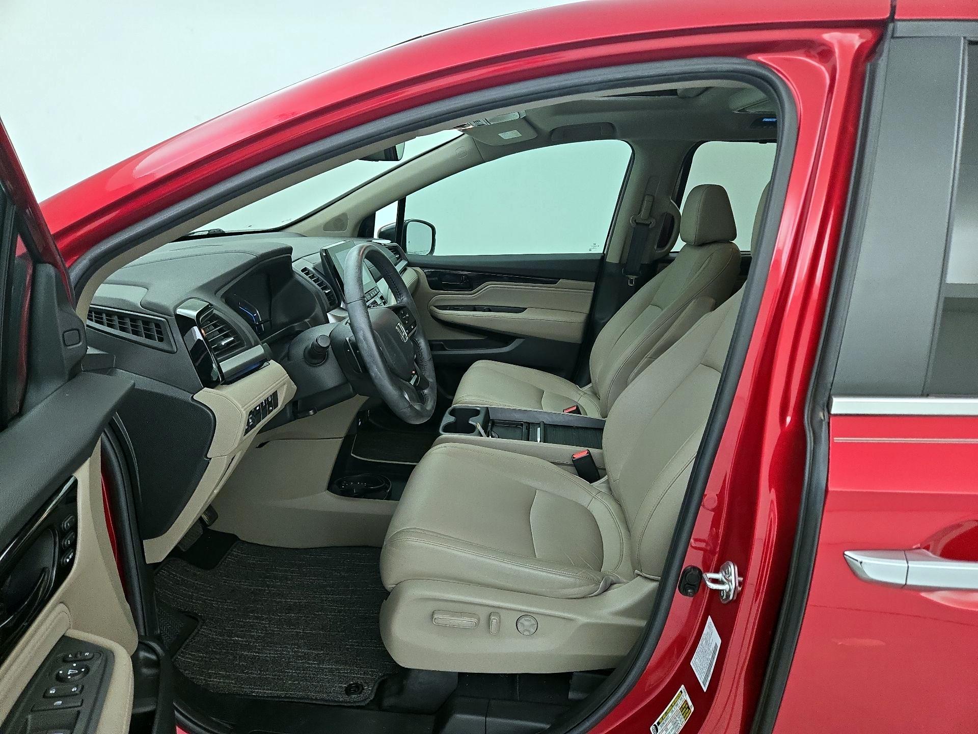 Thumbnail: 2023 Honda Odyssey - 11