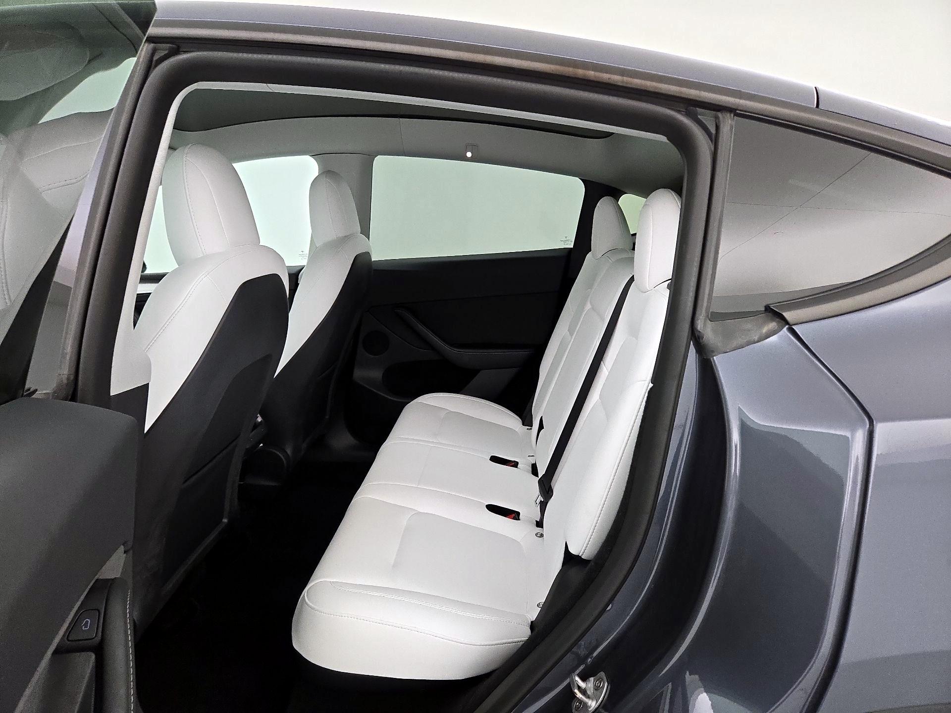 Thumbnail: 2023 Tesla Model Y - 19