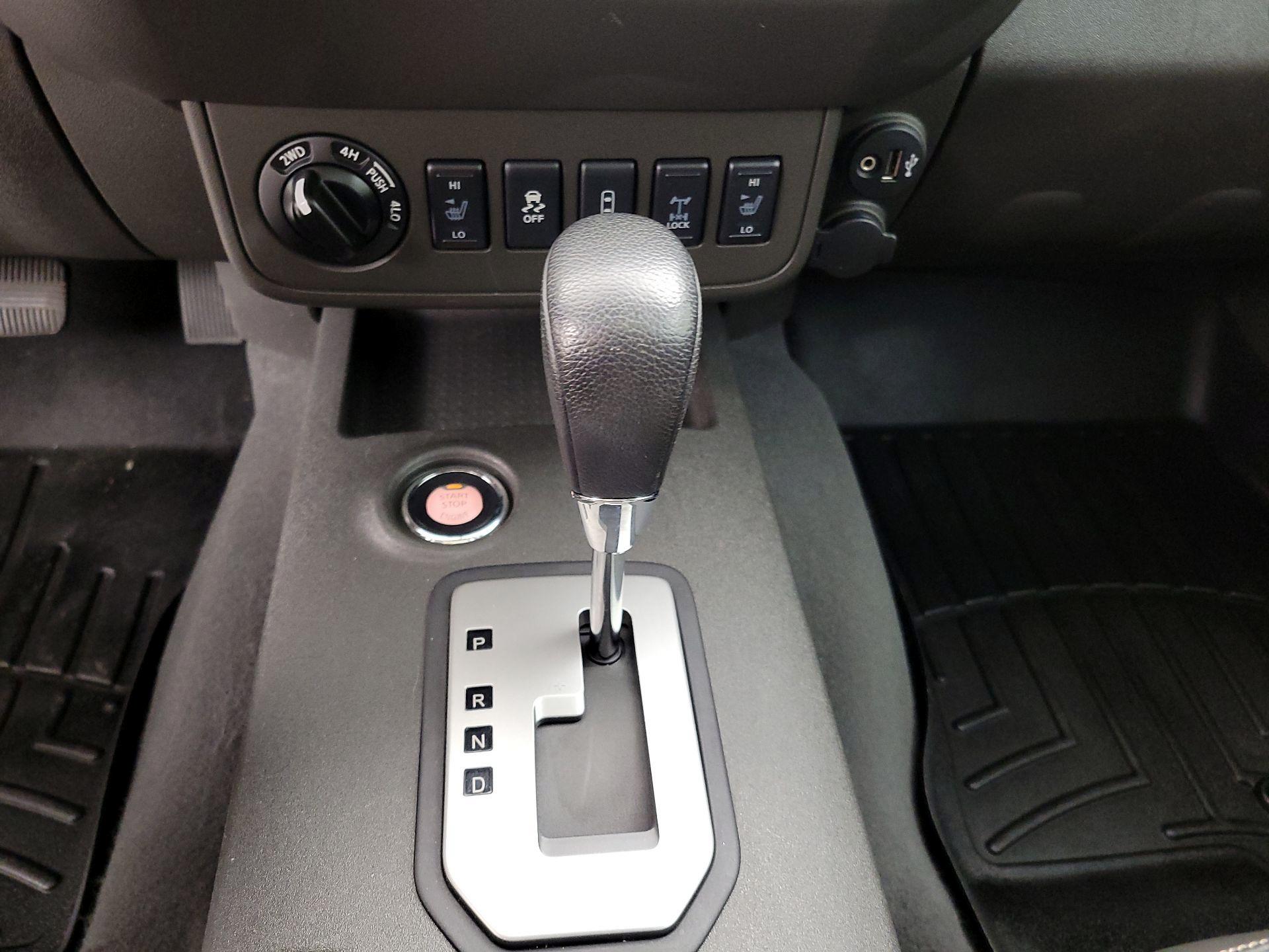 Thumbnail: 2021 Nissan Frontier - 17