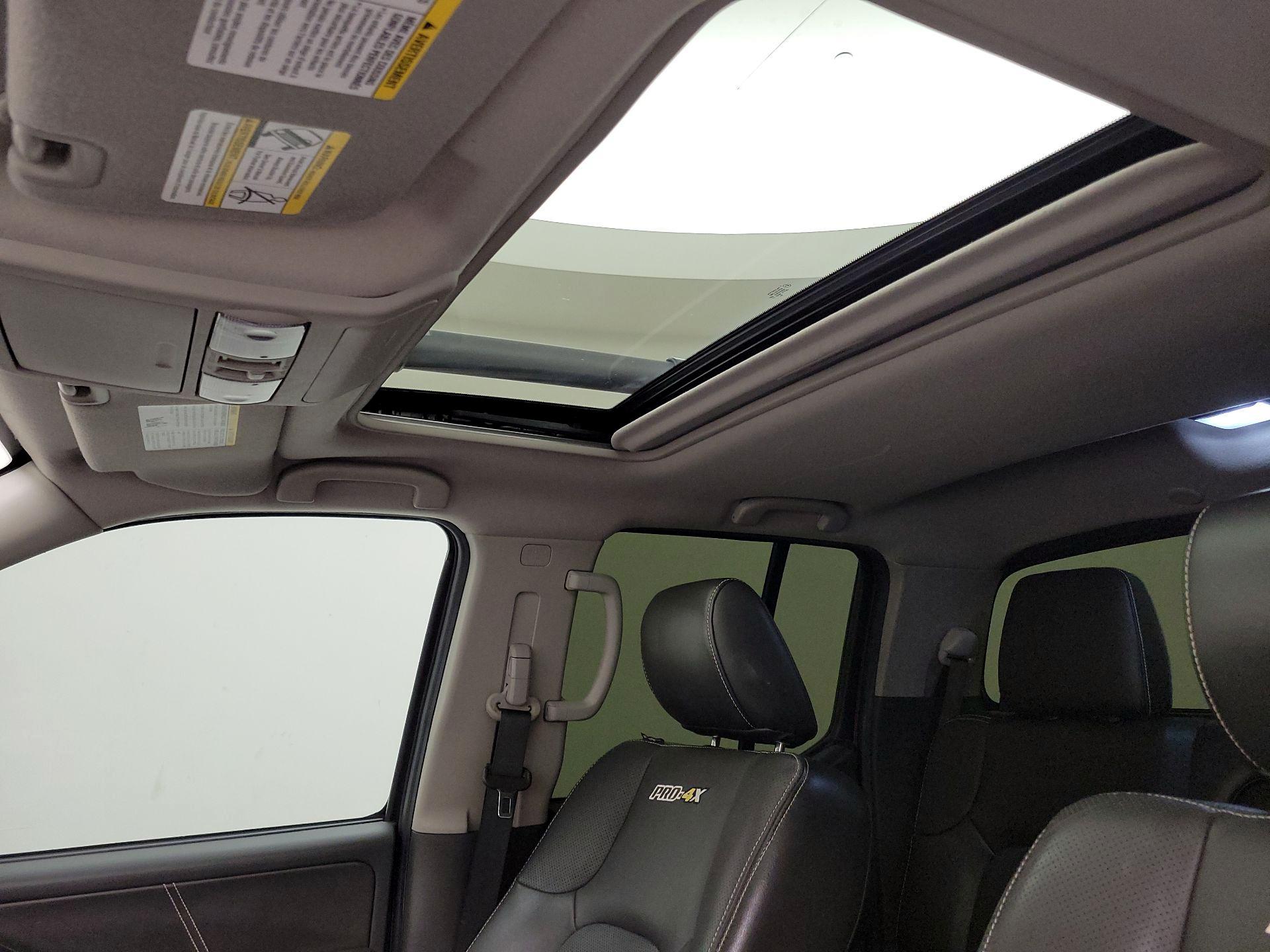 Thumbnail: 2021 Nissan Frontier - 19