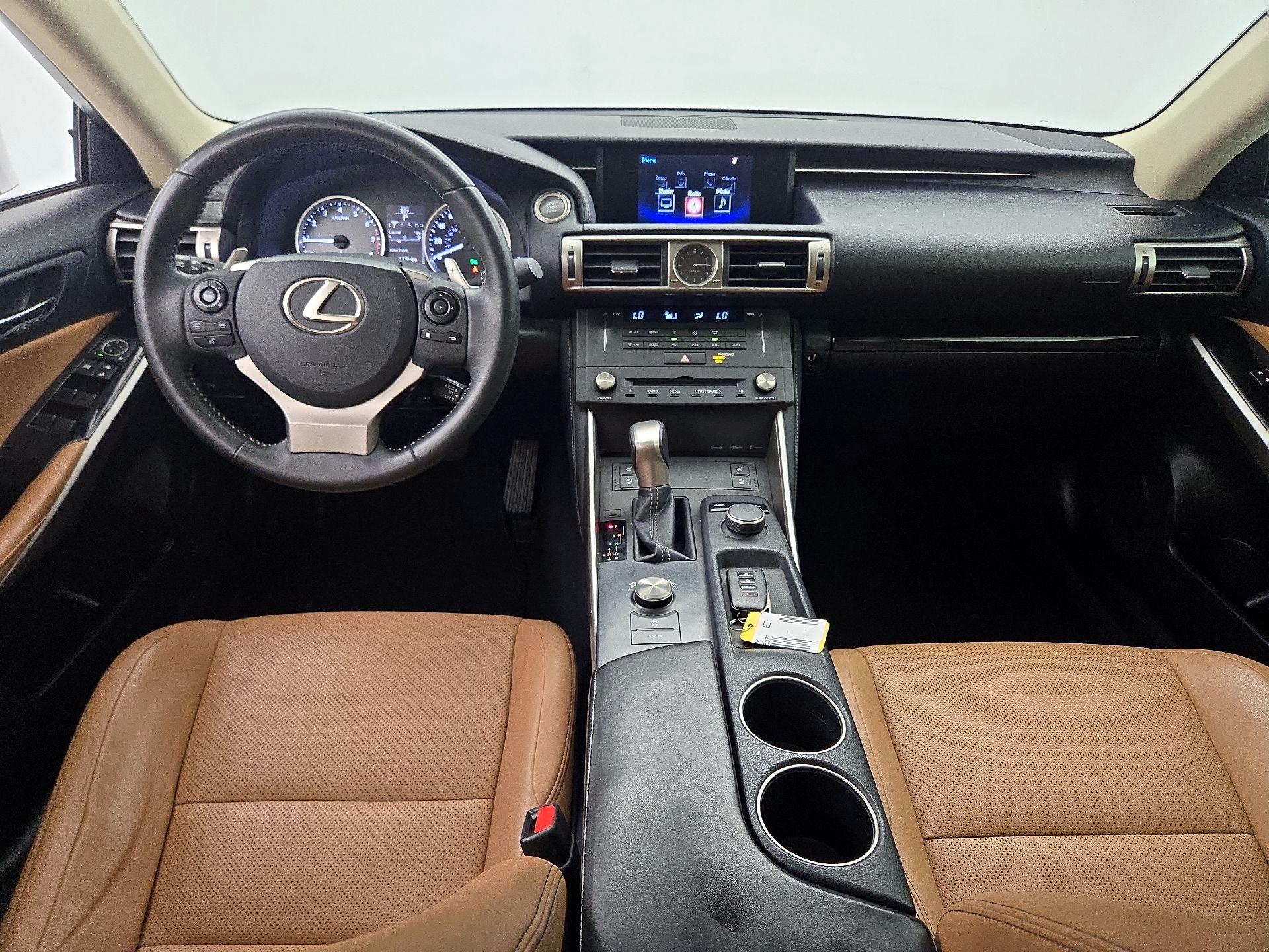 Thumbnail: 2015 Lexus IS - 9