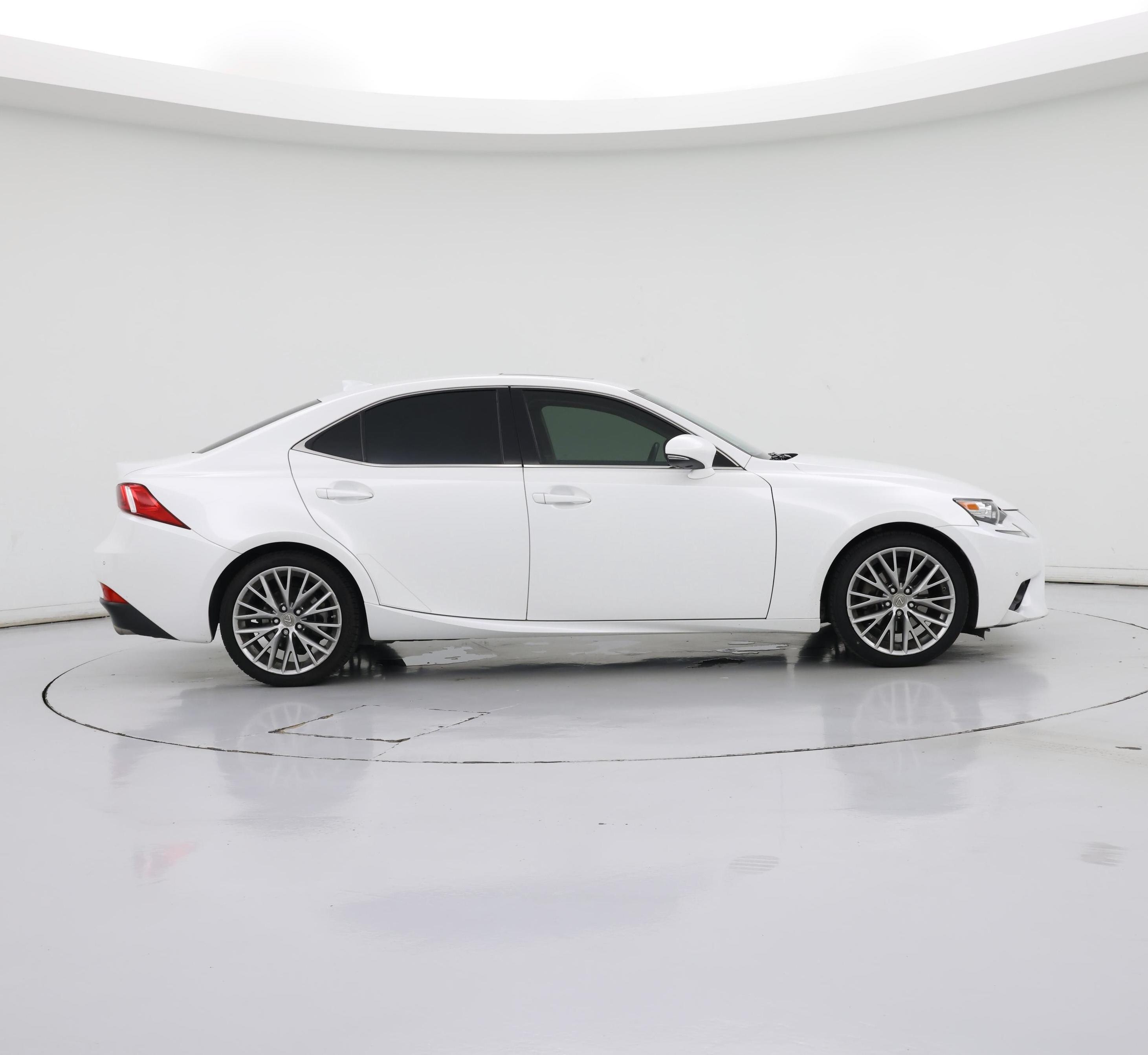 Thumbnail: 2015 Lexus IS - 7