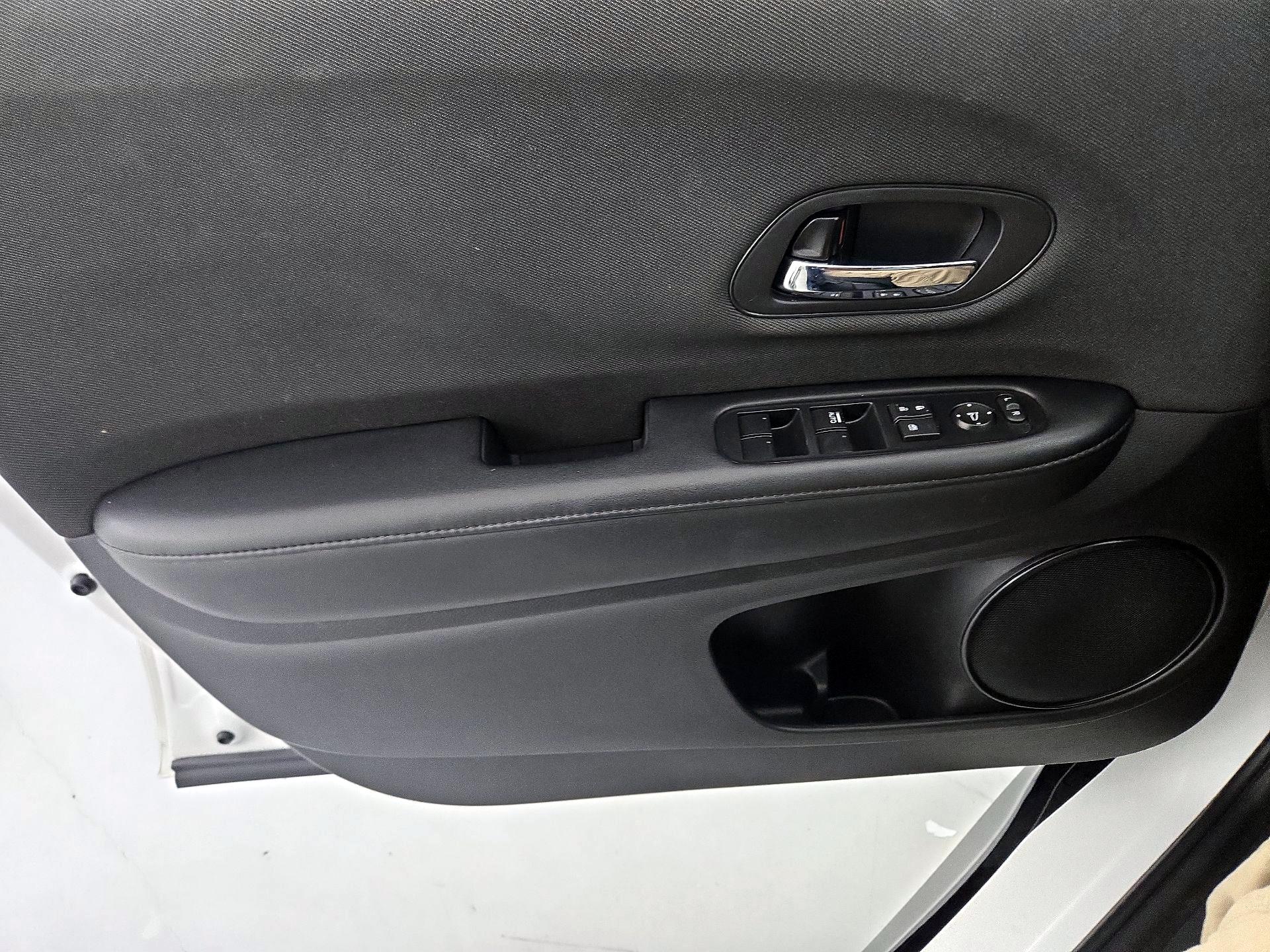 Thumbnail: 2021 Honda HR-V - 12