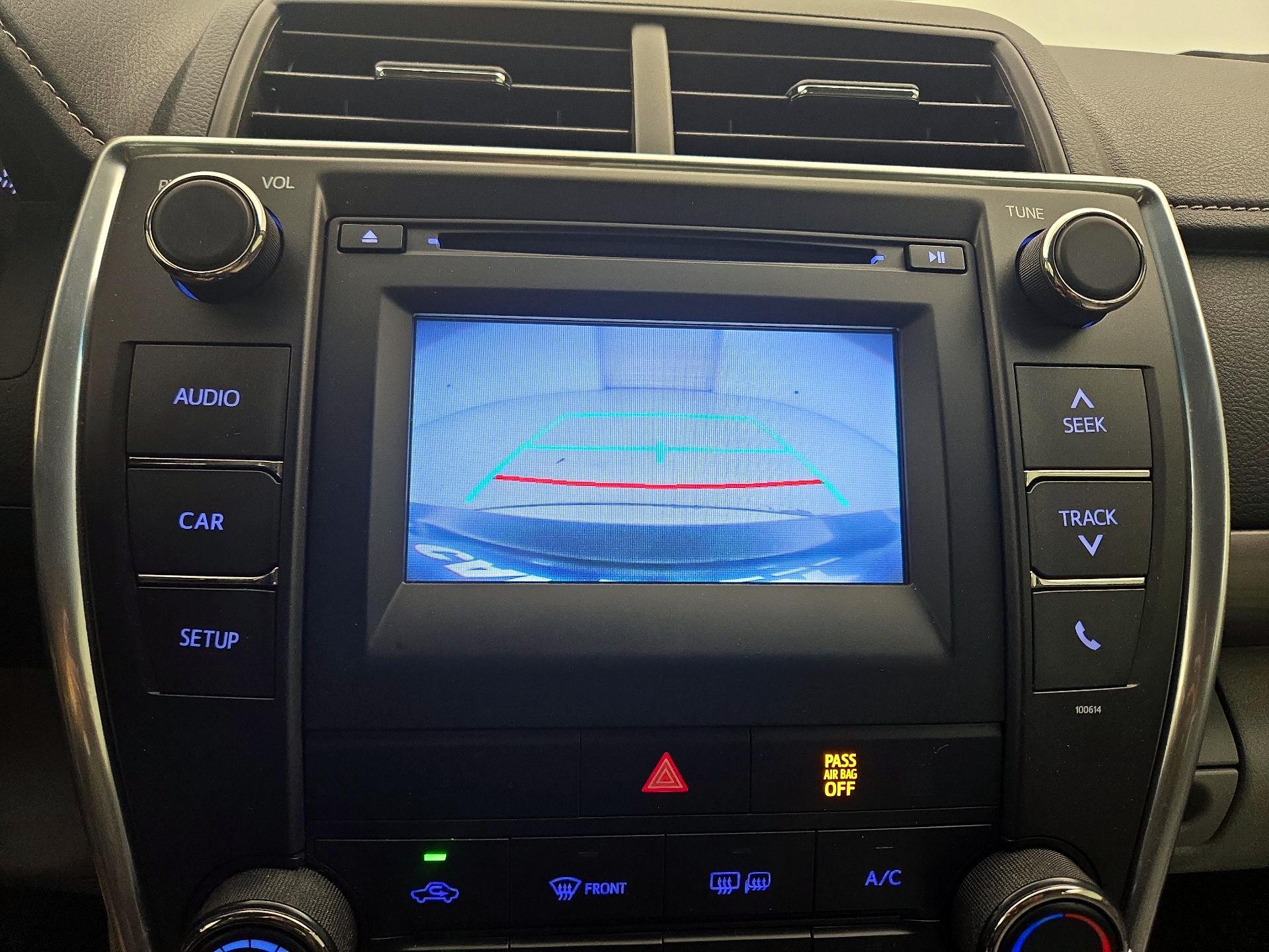 Thumbnail: 2016 Toyota Camry - 13