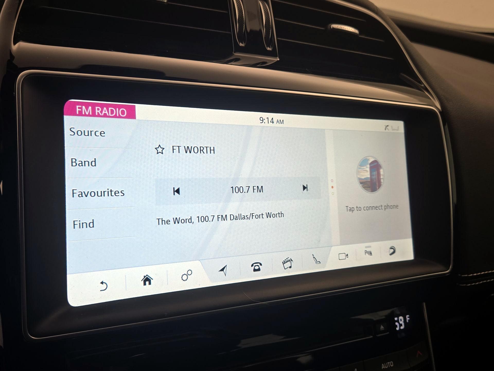 Thumbnail: 2017 Jaguar XE - 14