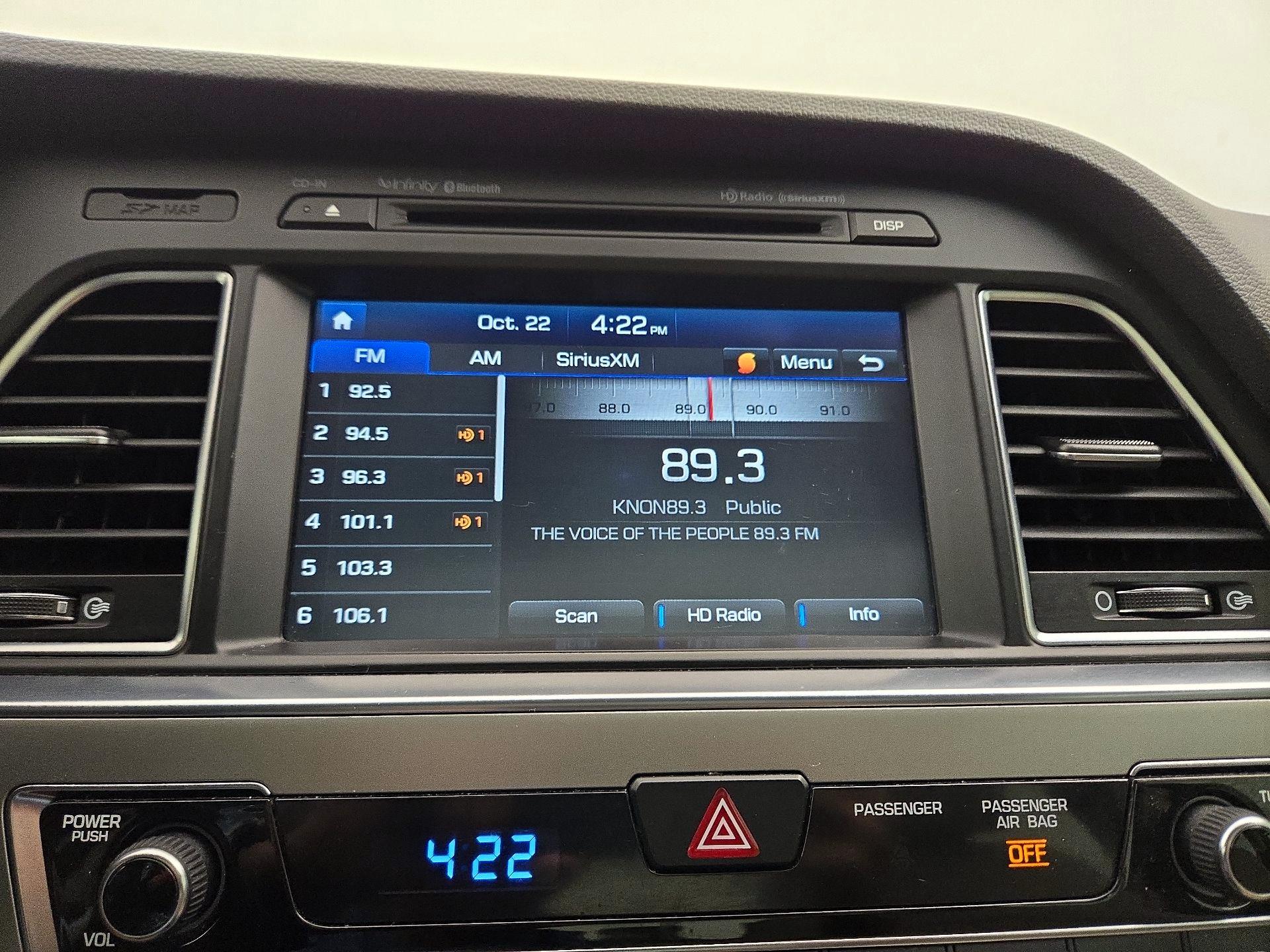 Thumbnail: 2015 Hyundai Sonata - 16