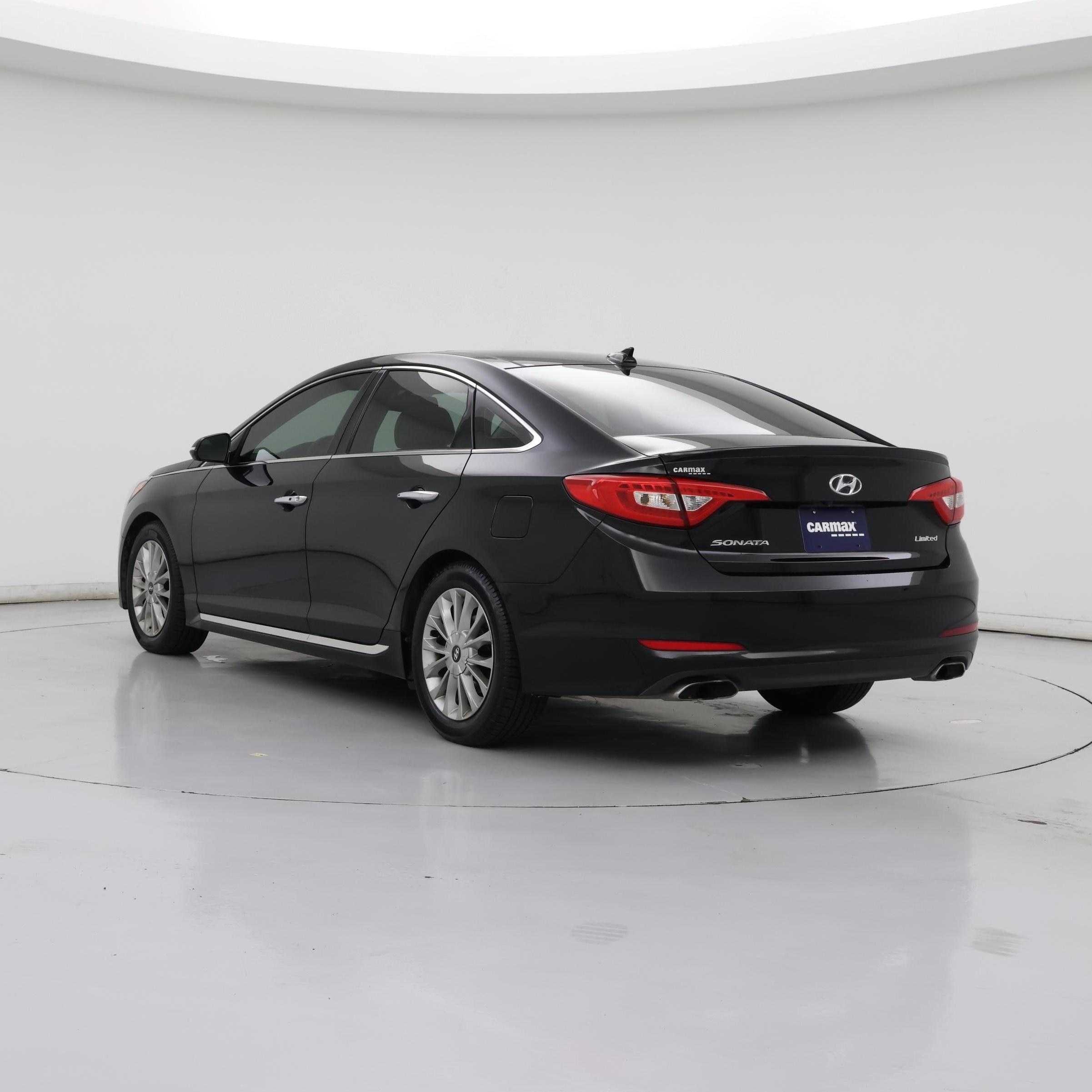 Thumbnail: 2015 Hyundai Sonata - 2