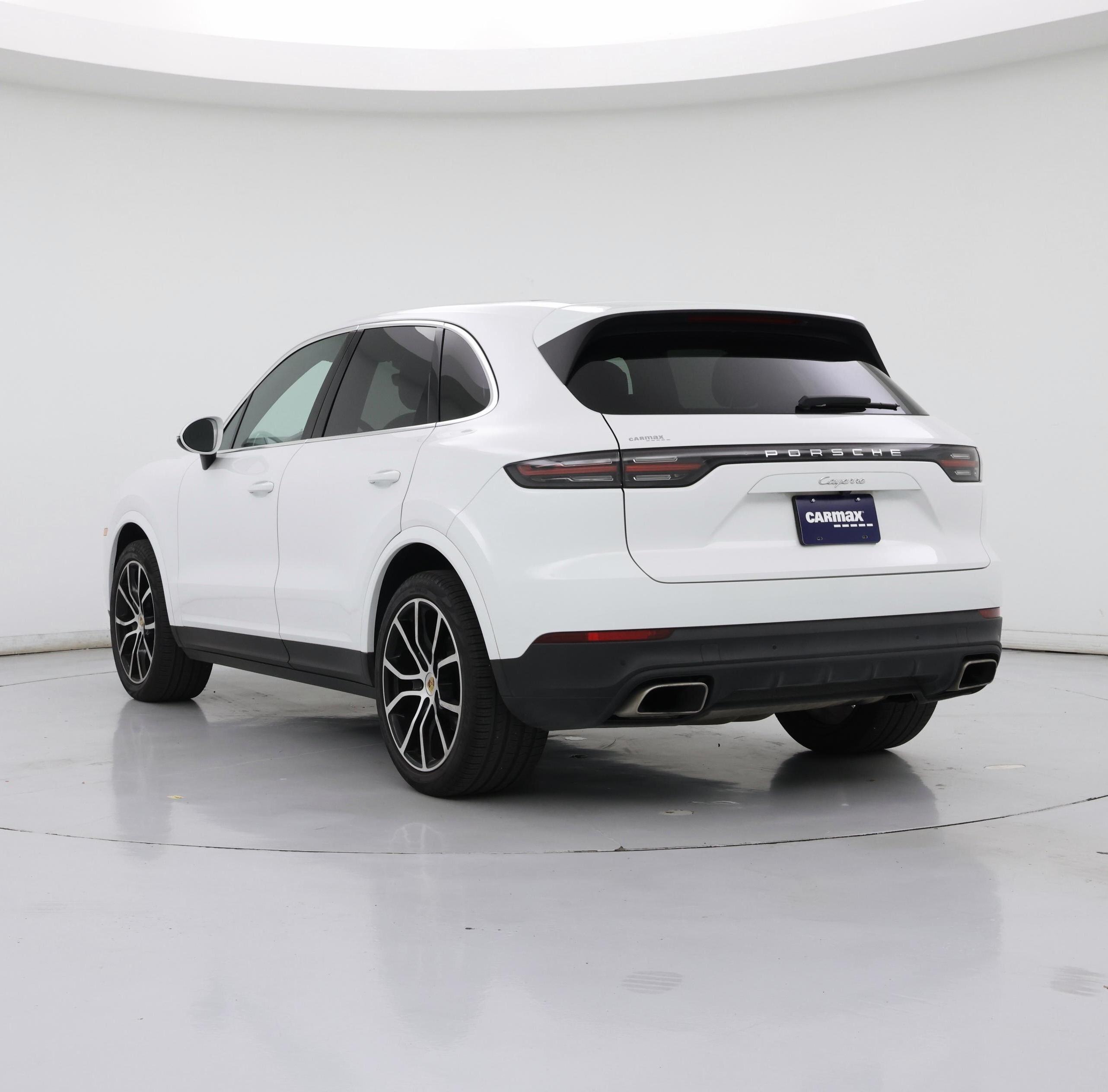 Thumbnail: 2023 Porsche Cayenne - 2