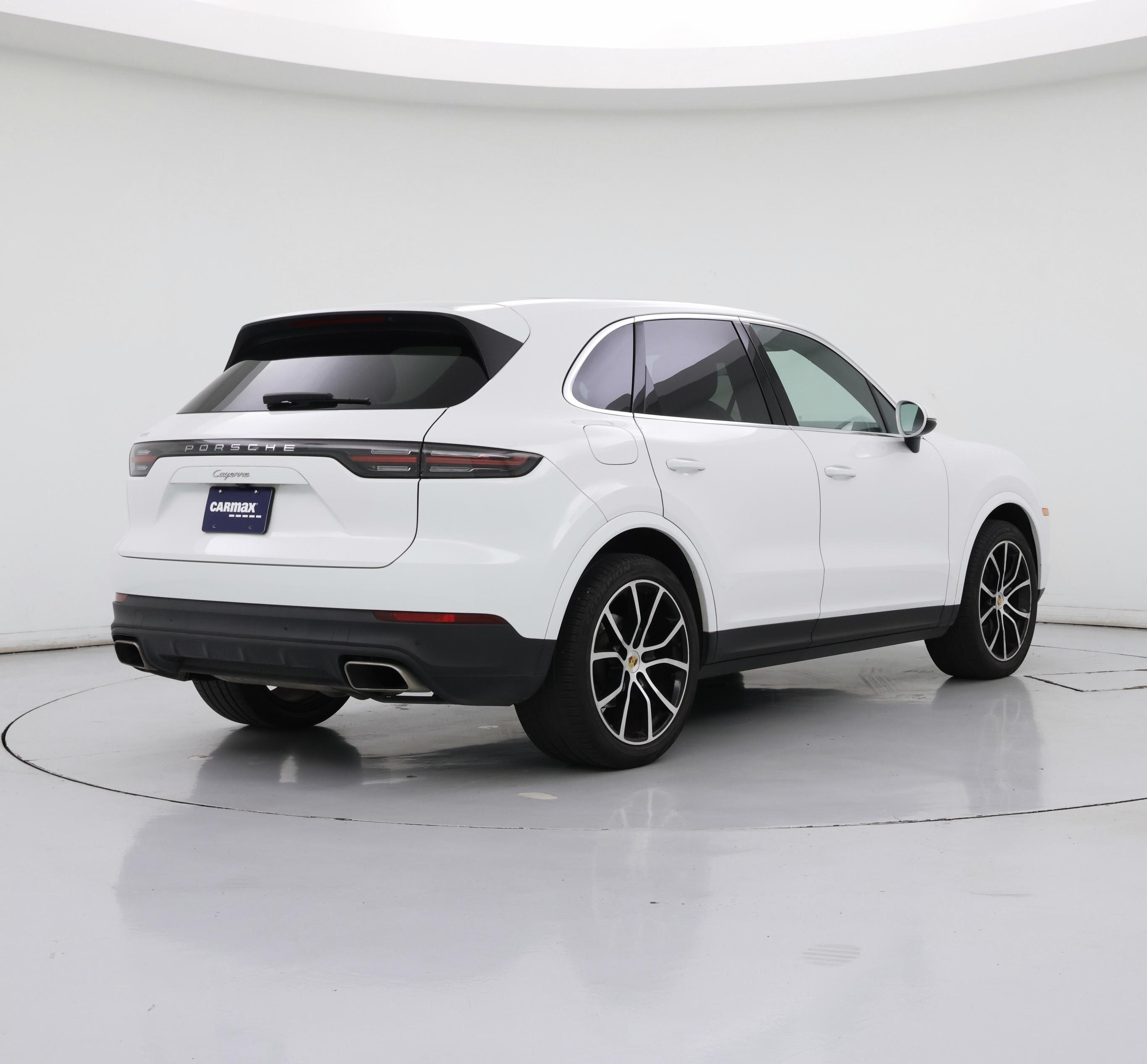 Thumbnail: 2023 Porsche Cayenne - 8
