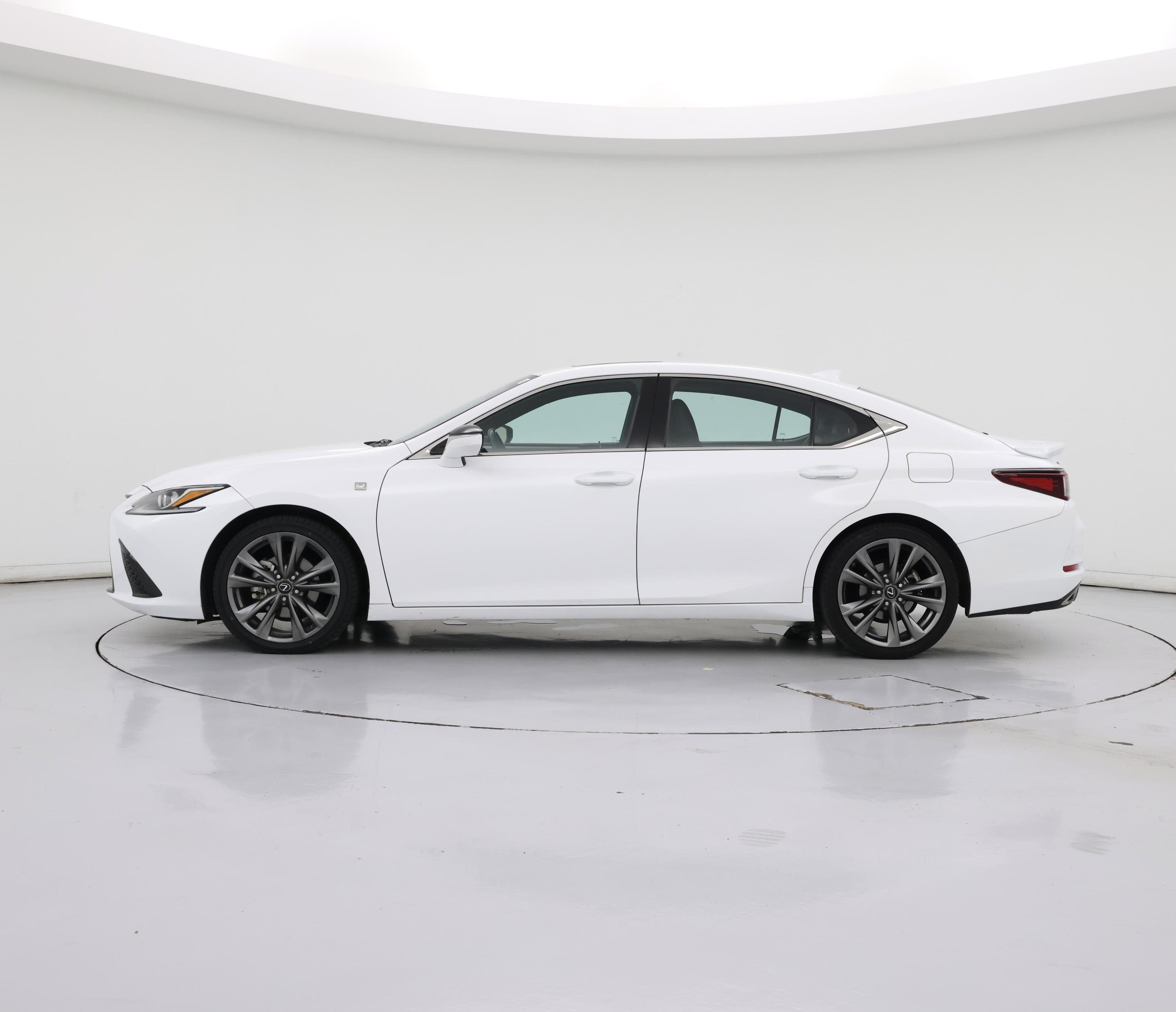 Thumbnail: 2019 Lexus ES - 3