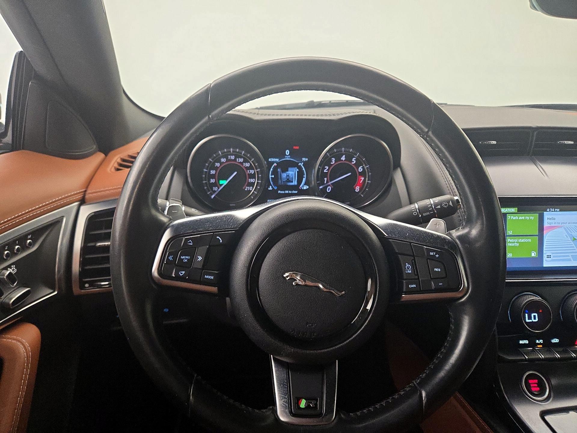 Thumbnail: 2018 Jaguar F-Type - 10