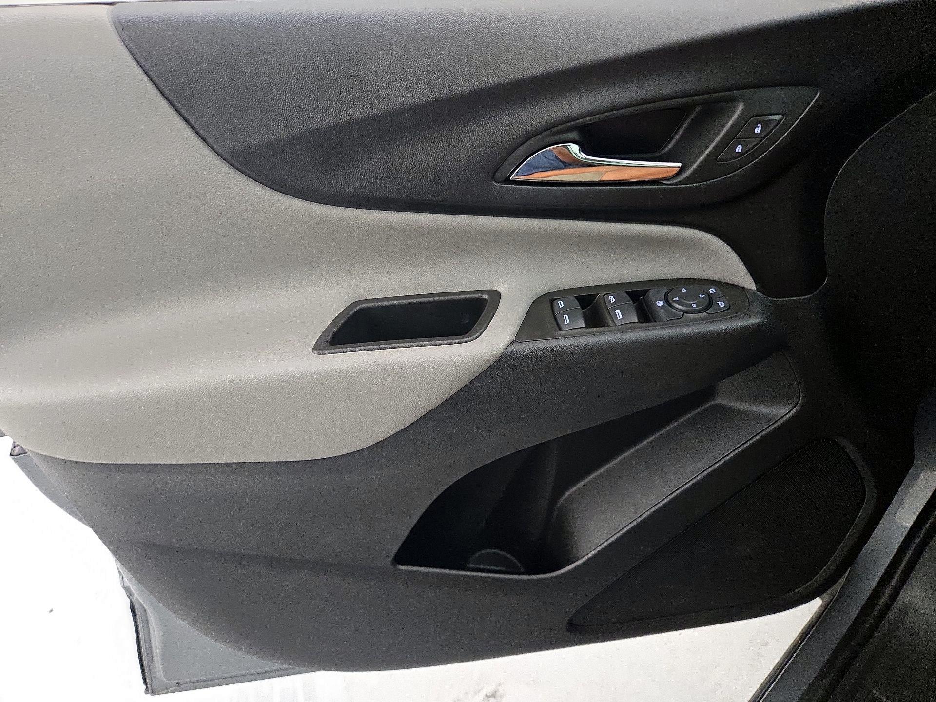 Thumbnail: 2023 Chevrolet Equinox - 12