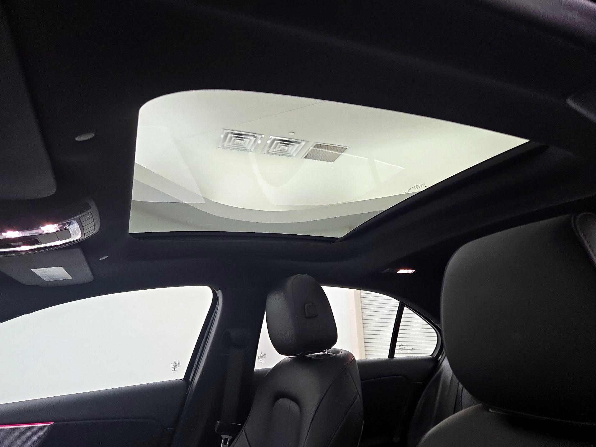 Thumbnail: 2022 Mercedes-Benz A-Class - 20