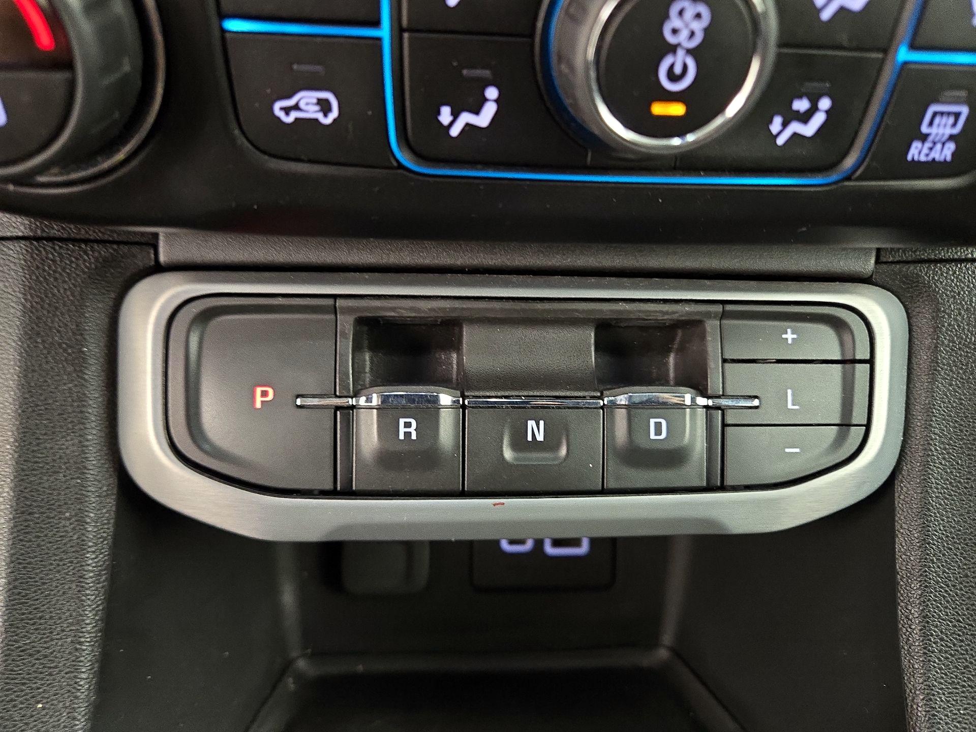 Thumbnail: 2021 GMC Acadia - 17