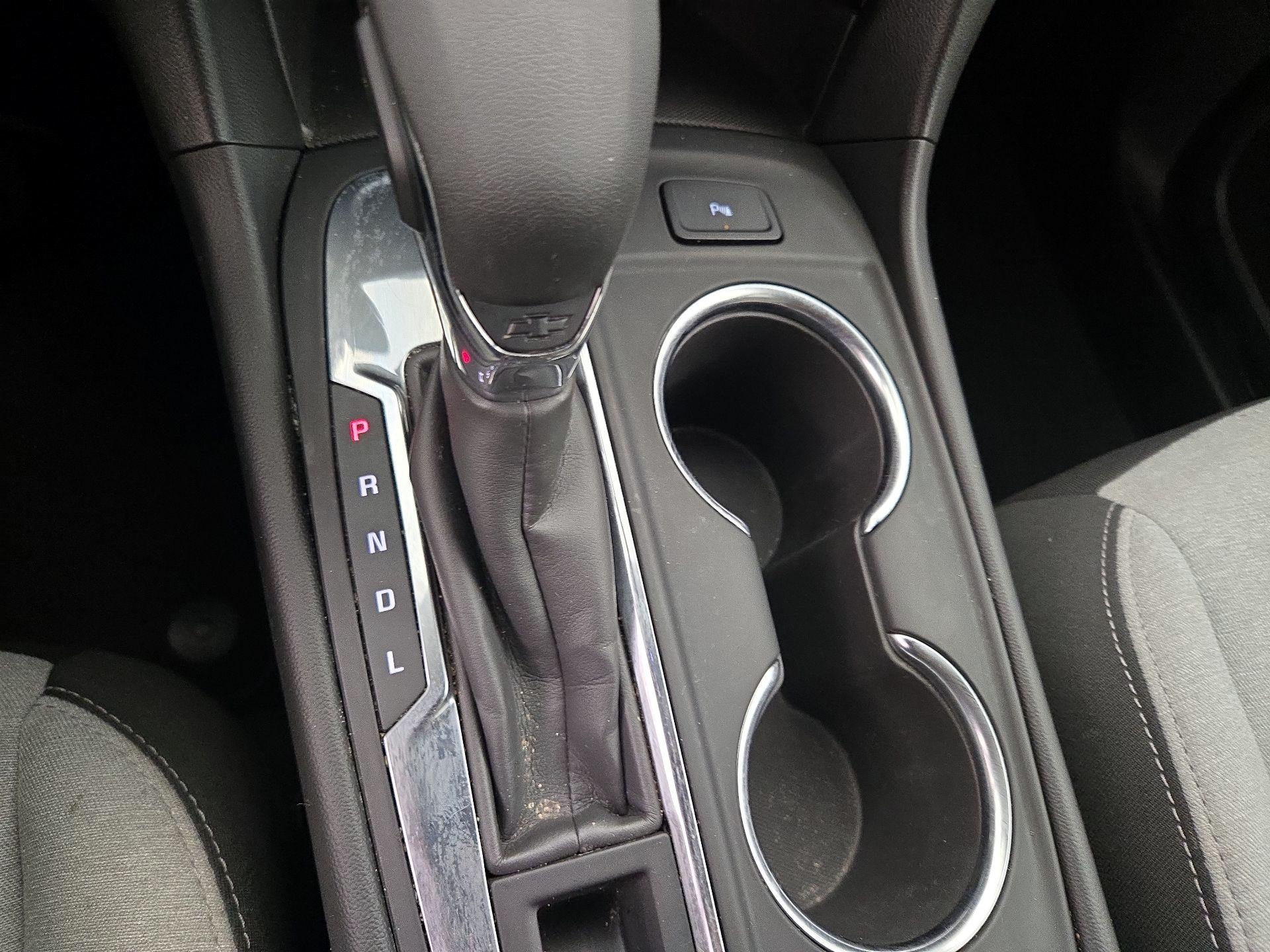 Thumbnail: 2022 Chevrolet Equinox - 17