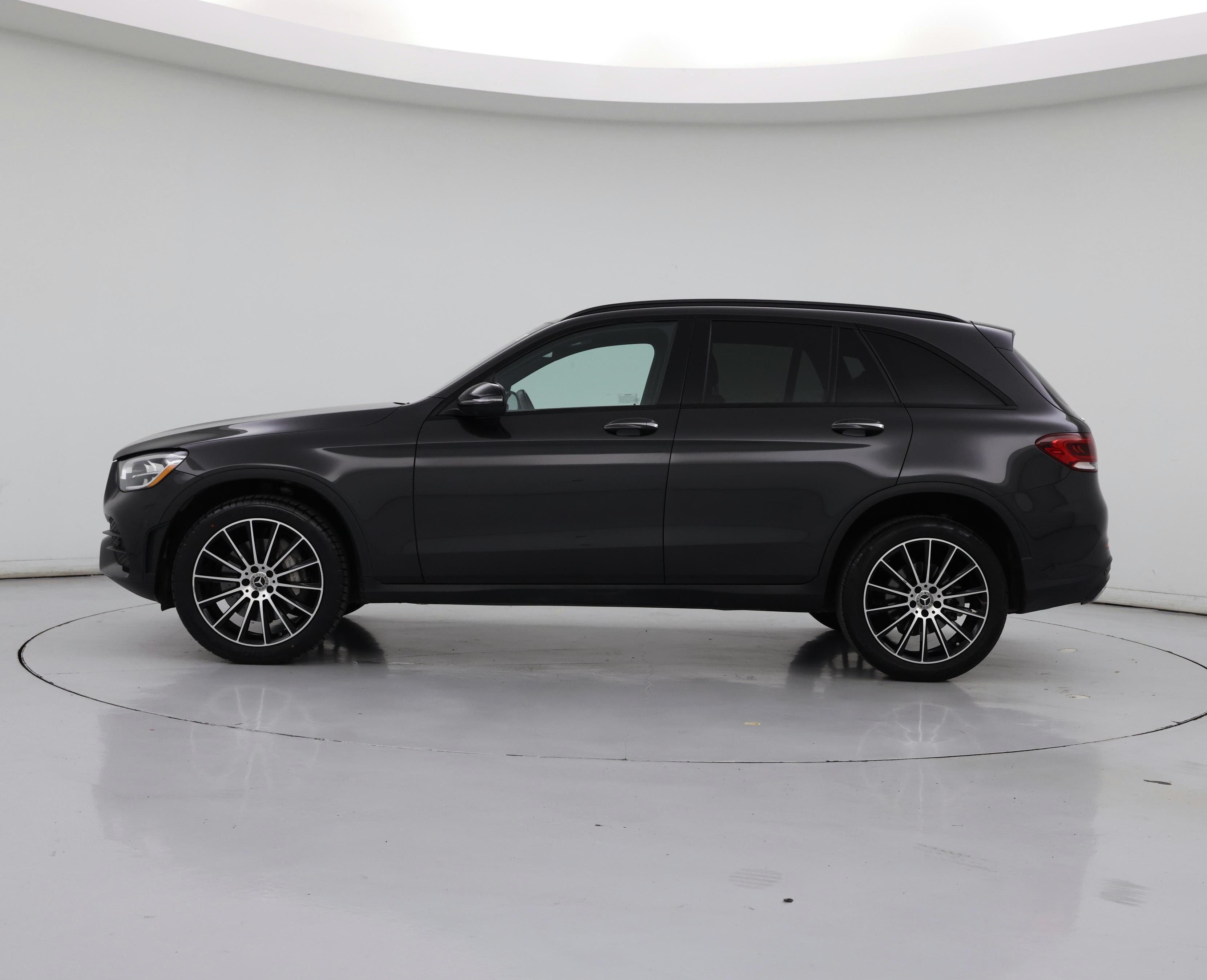 Thumbnail: 2022 Mercedes-Benz GLC - 3