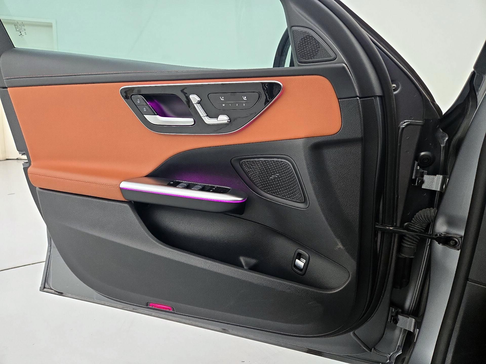 Thumbnail: 2022 Mercedes-Benz C-Class - 12