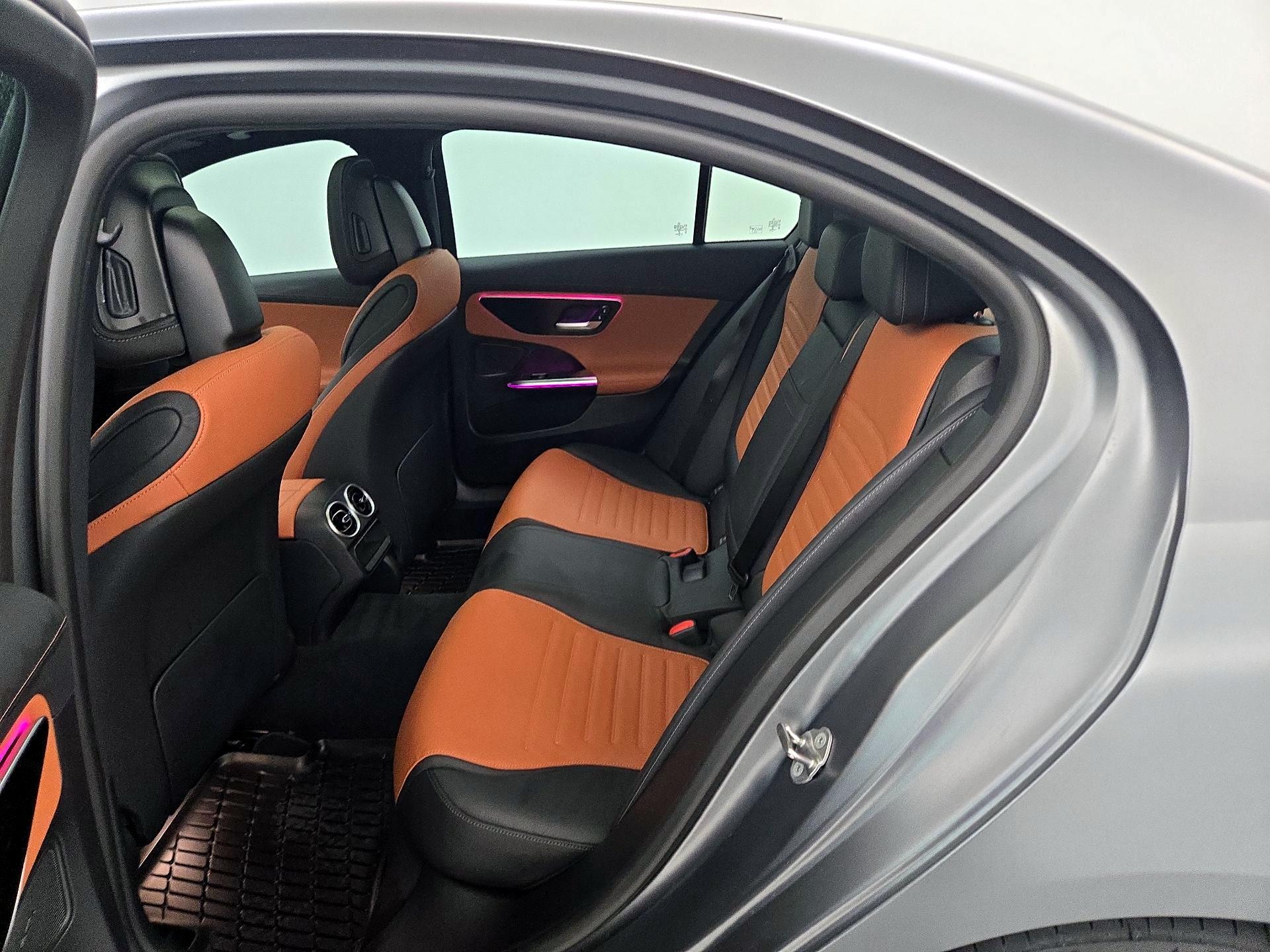 Thumbnail: 2022 Mercedes-Benz C-Class - 20