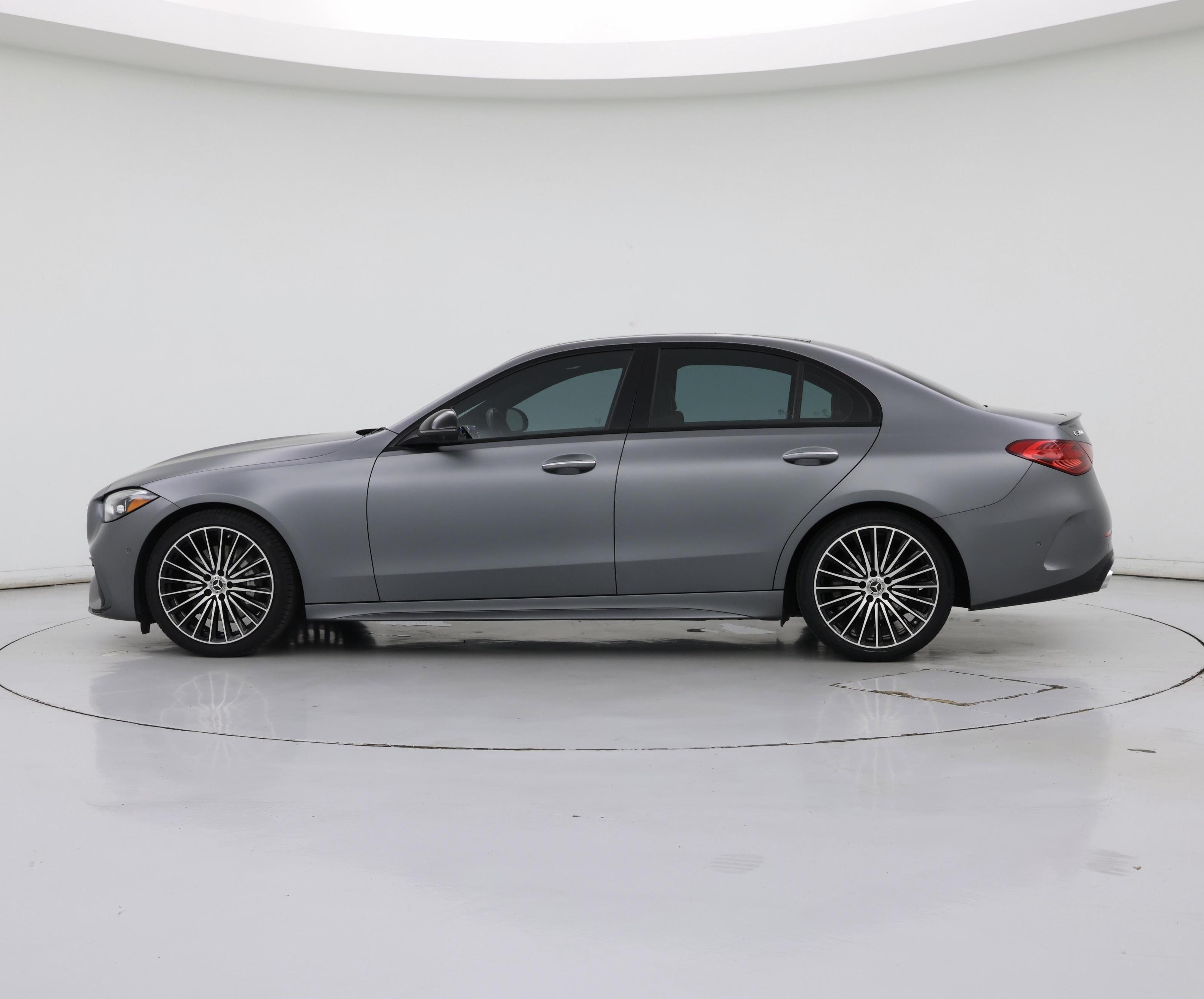Thumbnail: 2022 Mercedes-Benz C-Class - 3