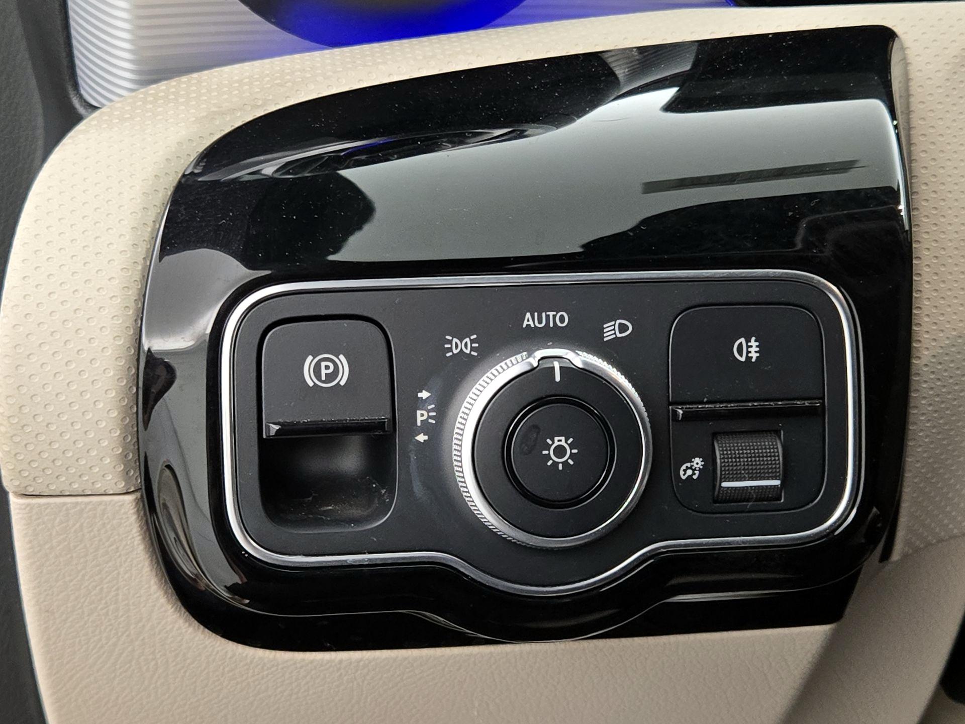 Thumbnail: 2022 Mercedes-Benz CLA - 13