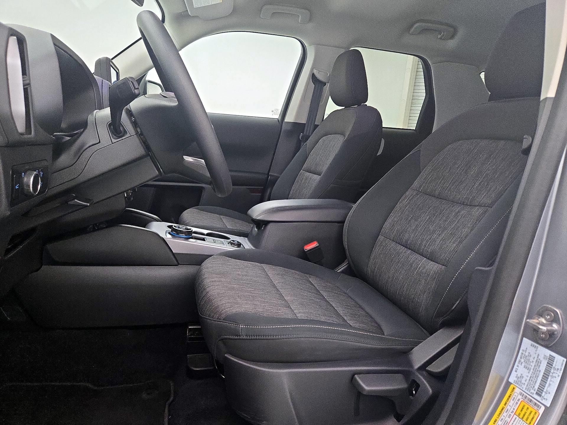 Thumbnail: 2023 Ford Bronco Sport - 11