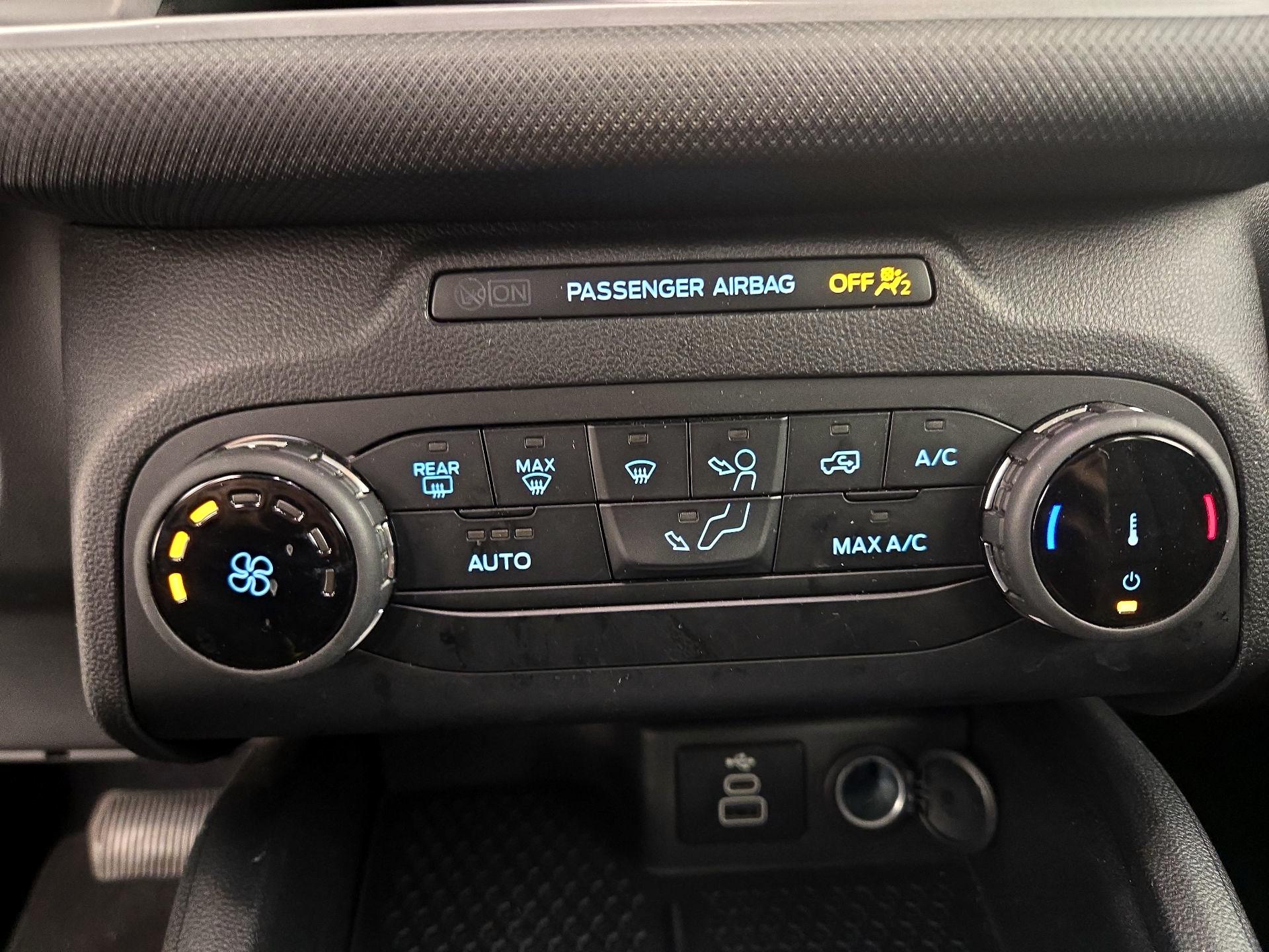 Thumbnail: 2023 Ford Bronco Sport - 16