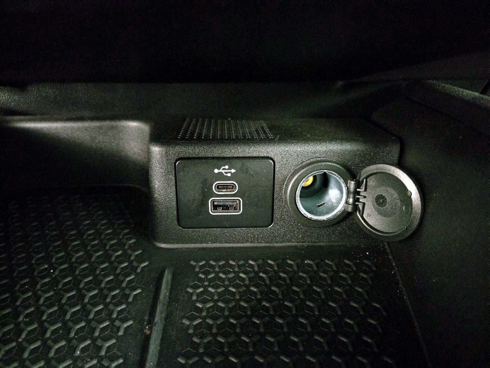 Thumbnail: 2023 Ford Bronco Sport - 18