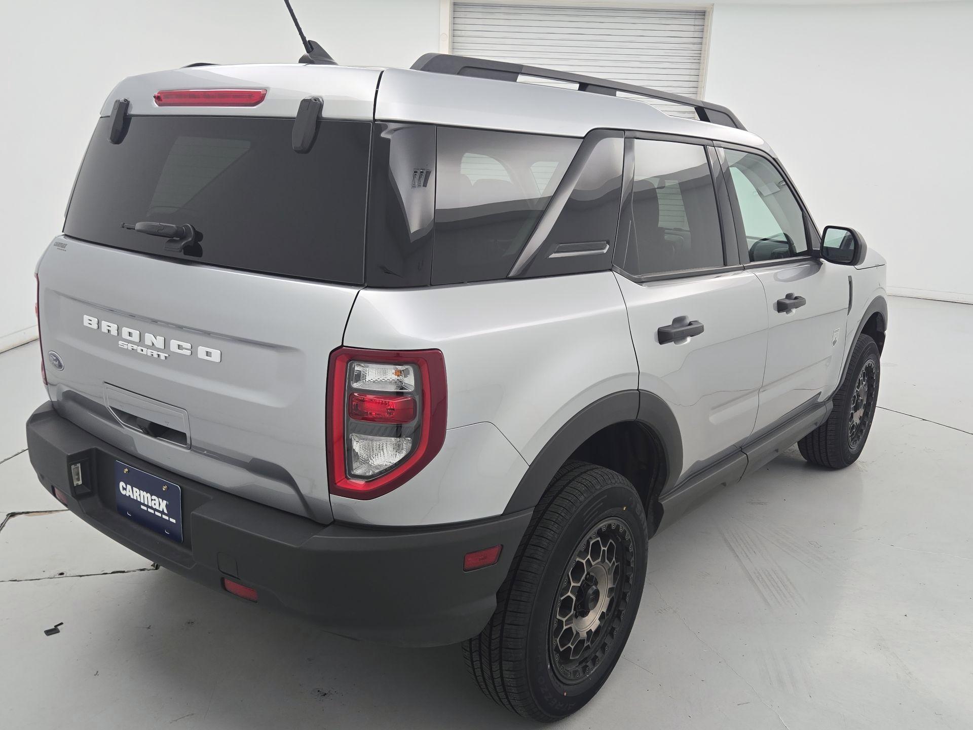 Thumbnail: 2023 Ford Bronco Sport - 5