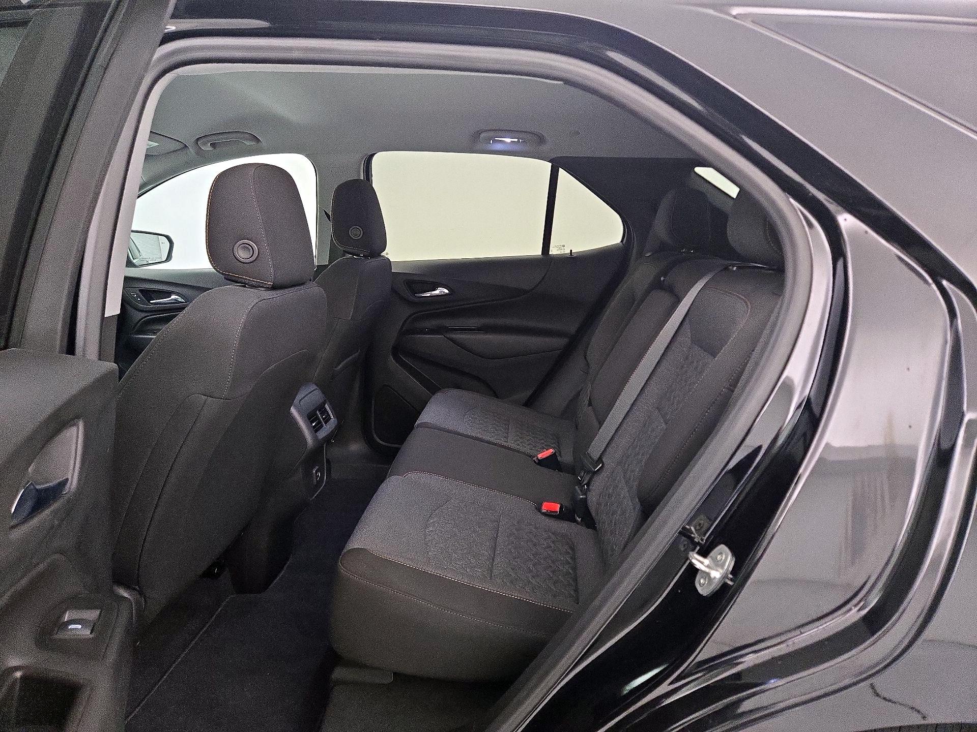 Thumbnail: 2022 Chevrolet Equinox - 19