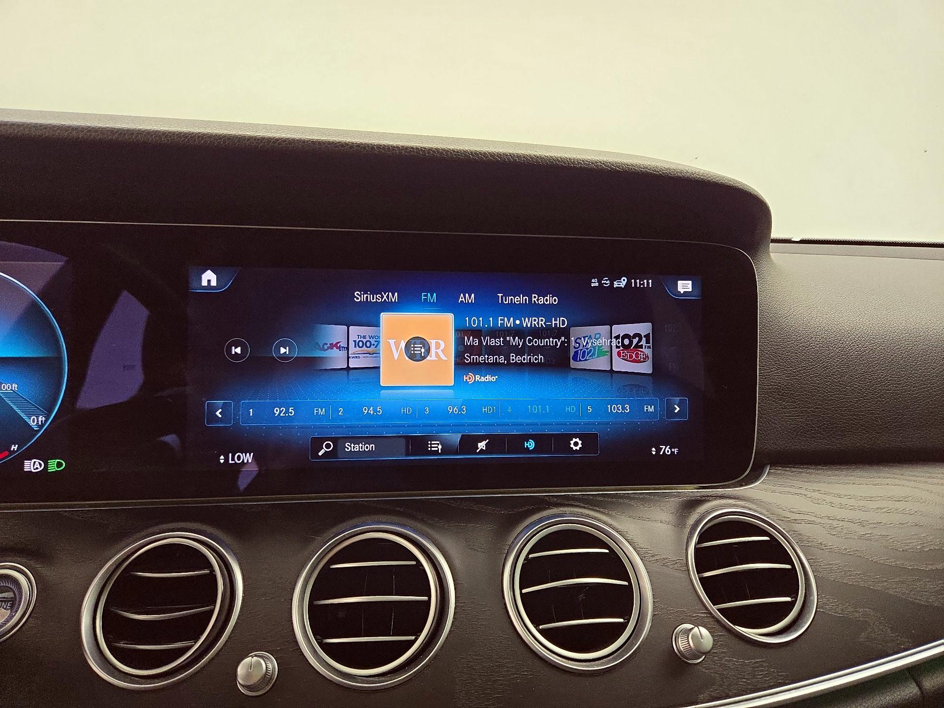 Thumbnail: 2022 Mercedes-Benz E-Class - 16