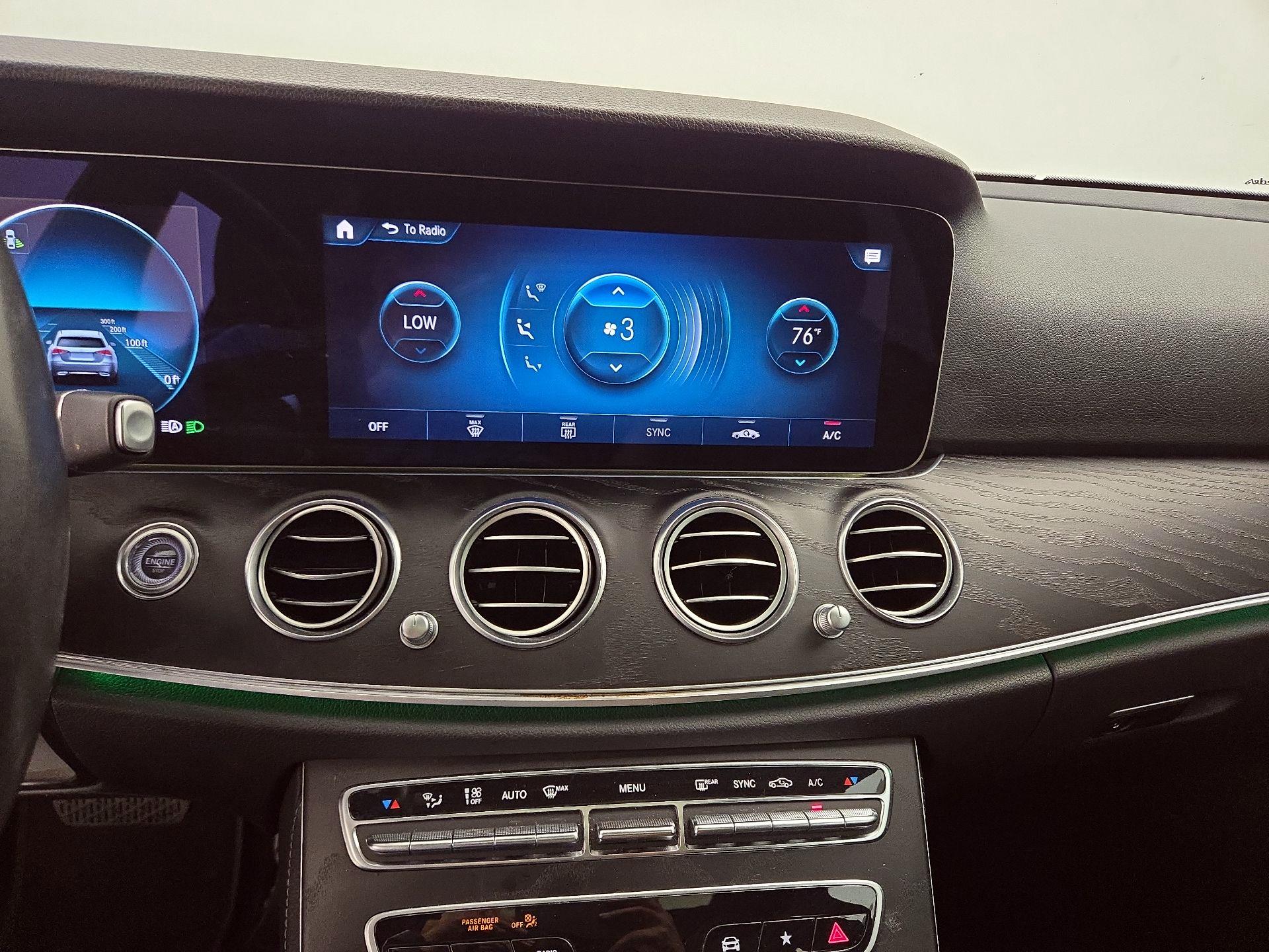 Thumbnail: 2022 Mercedes-Benz E-Class - 17